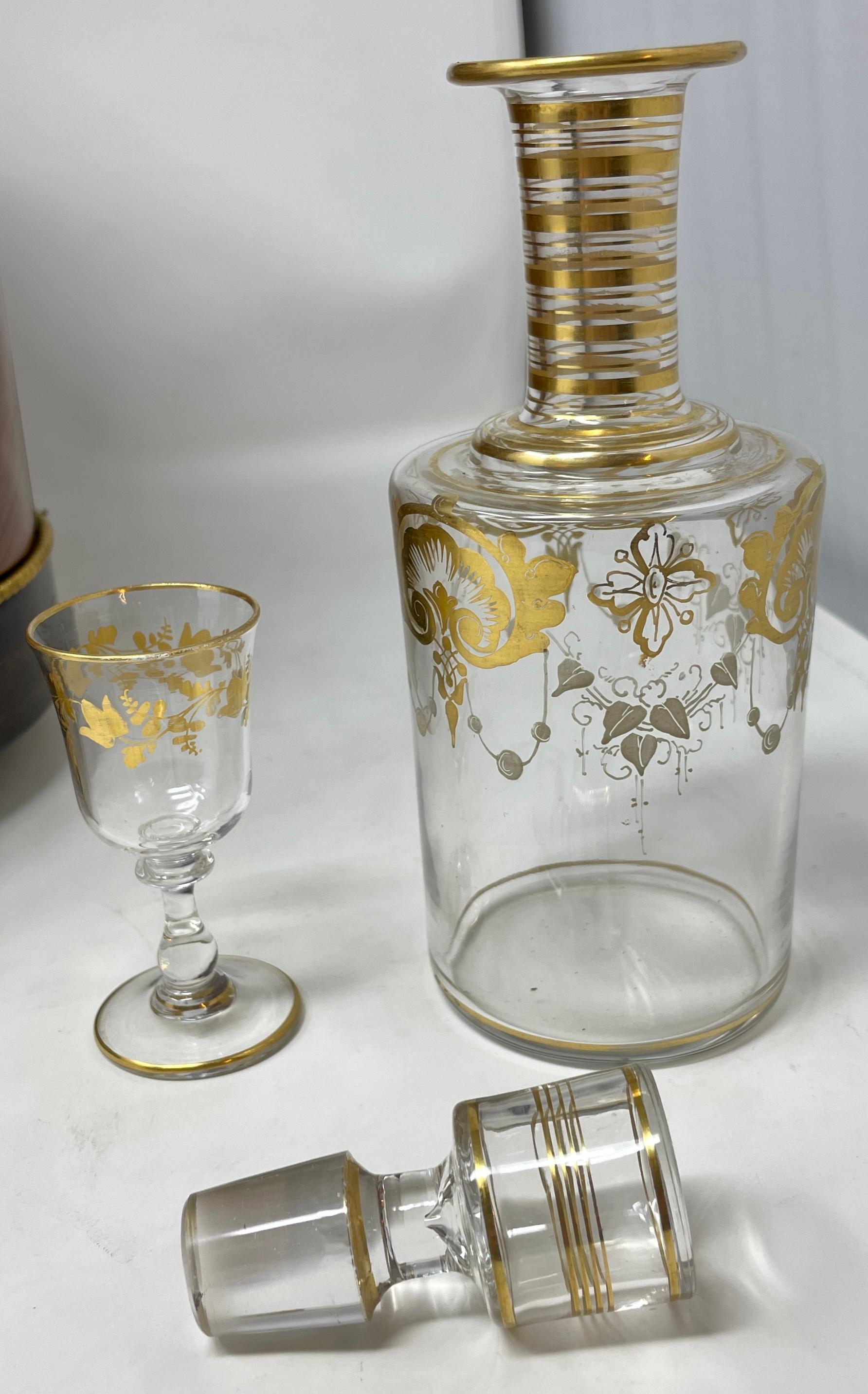 Antique French Baccarat Crystal Cave À Liqueur in Satinwood Case circa 1885-1890 For Sale 4