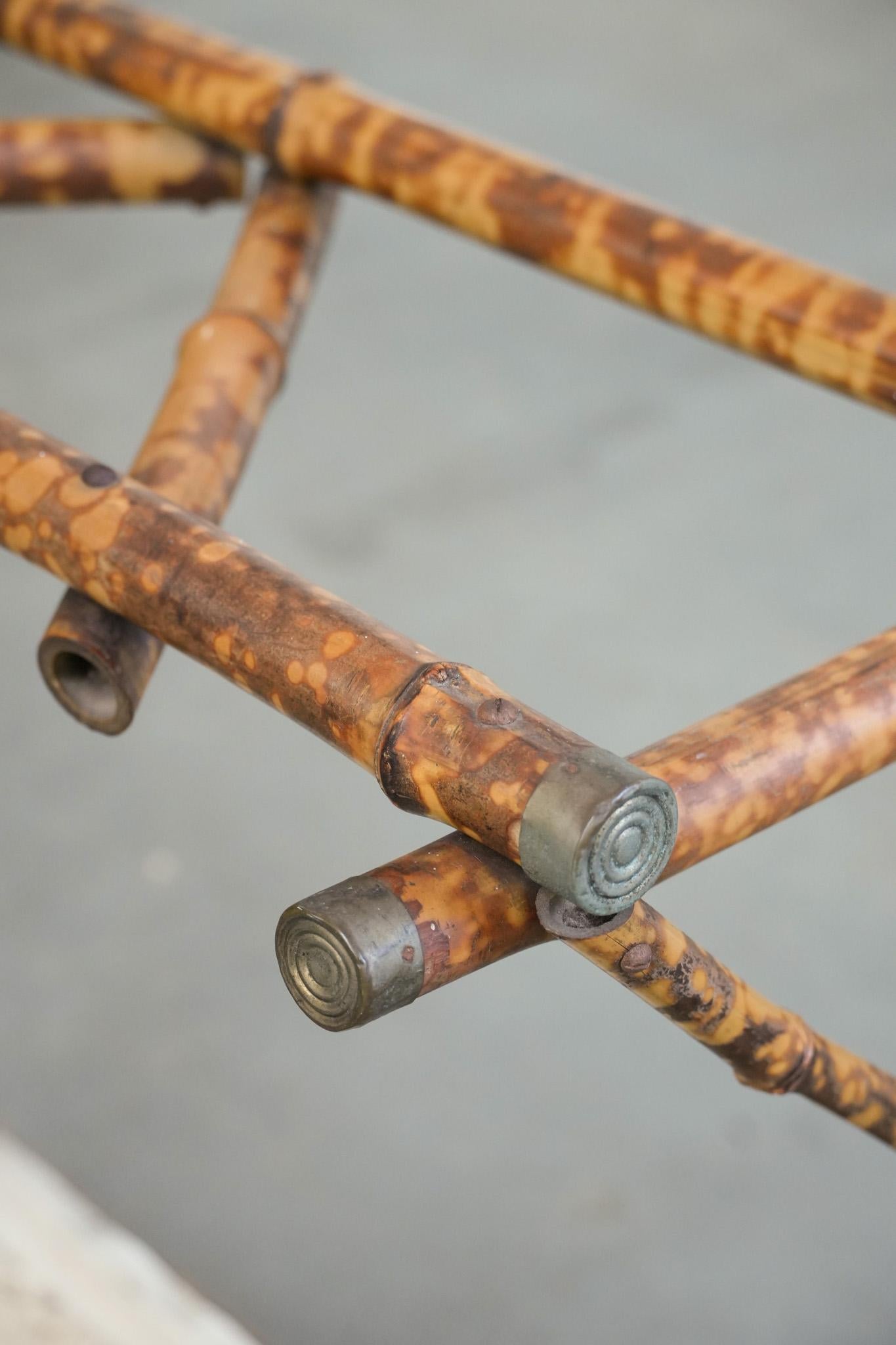 Antiguo perchero francés de bambú con espejo y paragüero en venta 8