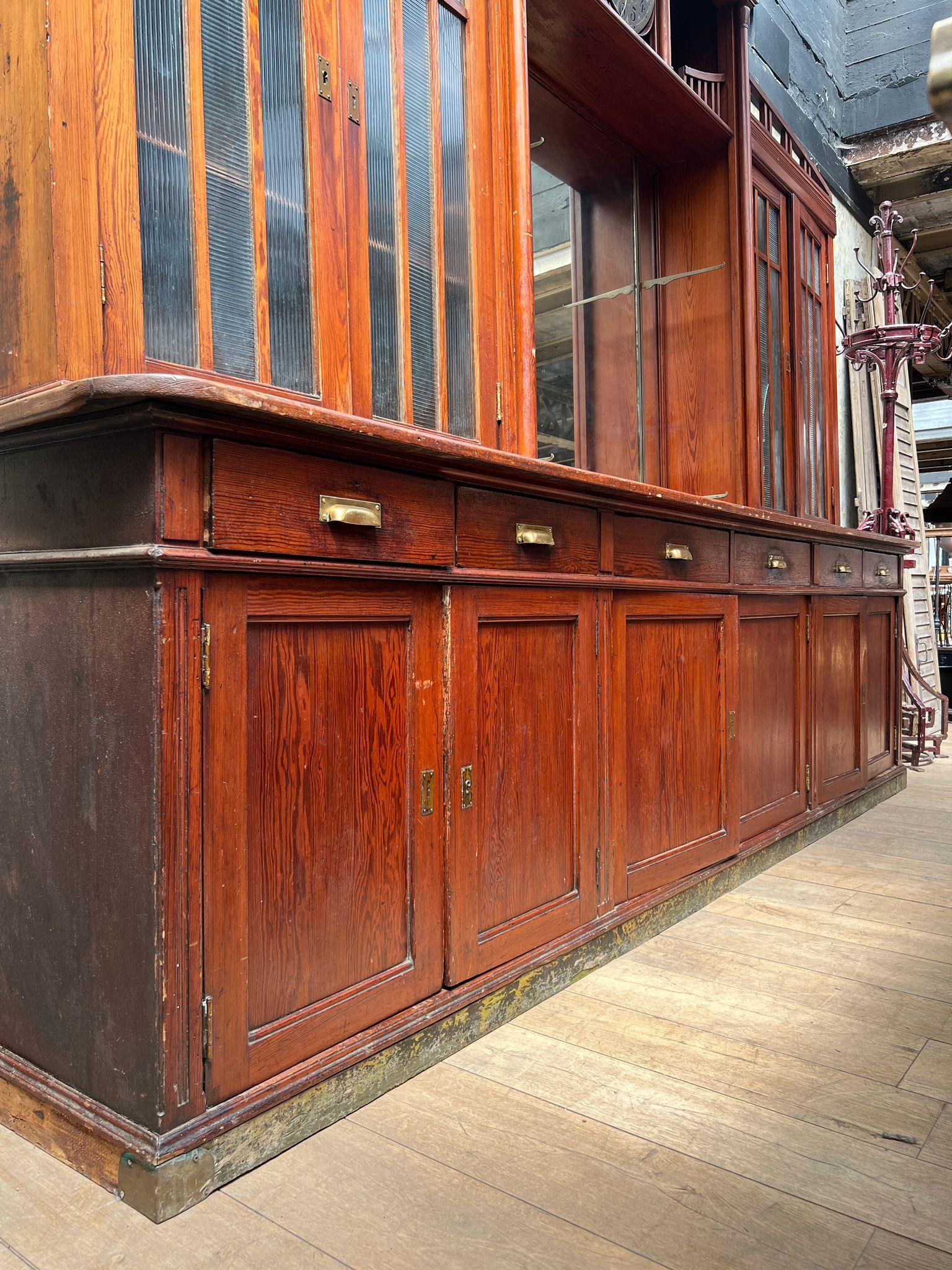 Antique French Bar Counter with Back Bar, Early 20th Century For Sale 5