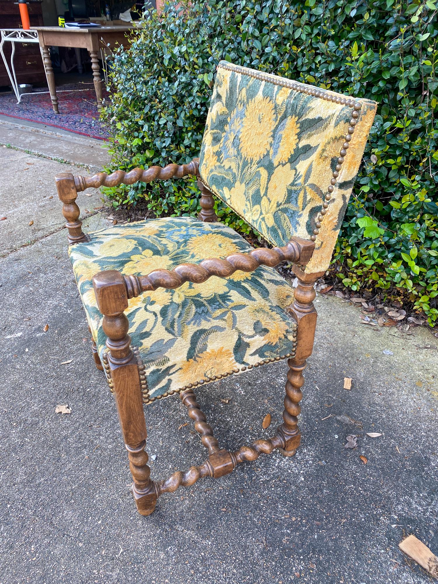 Antique French Barley Twist Armchair with Floral Upholstery, circa 1900 1