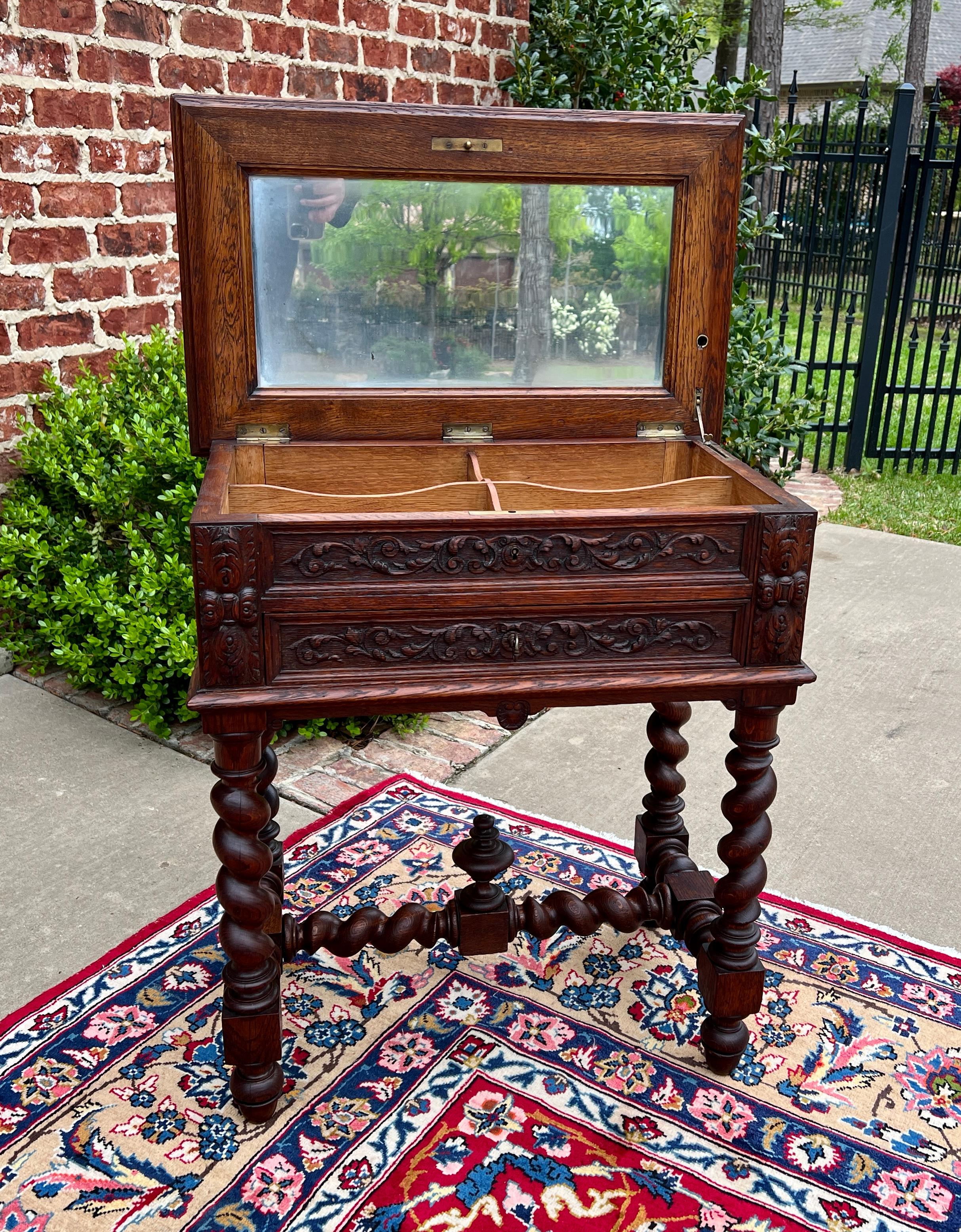 Antique French BARLEY TWIST Jewelry Chest Side End Table Sewing Box Oak 19thC For Sale 8