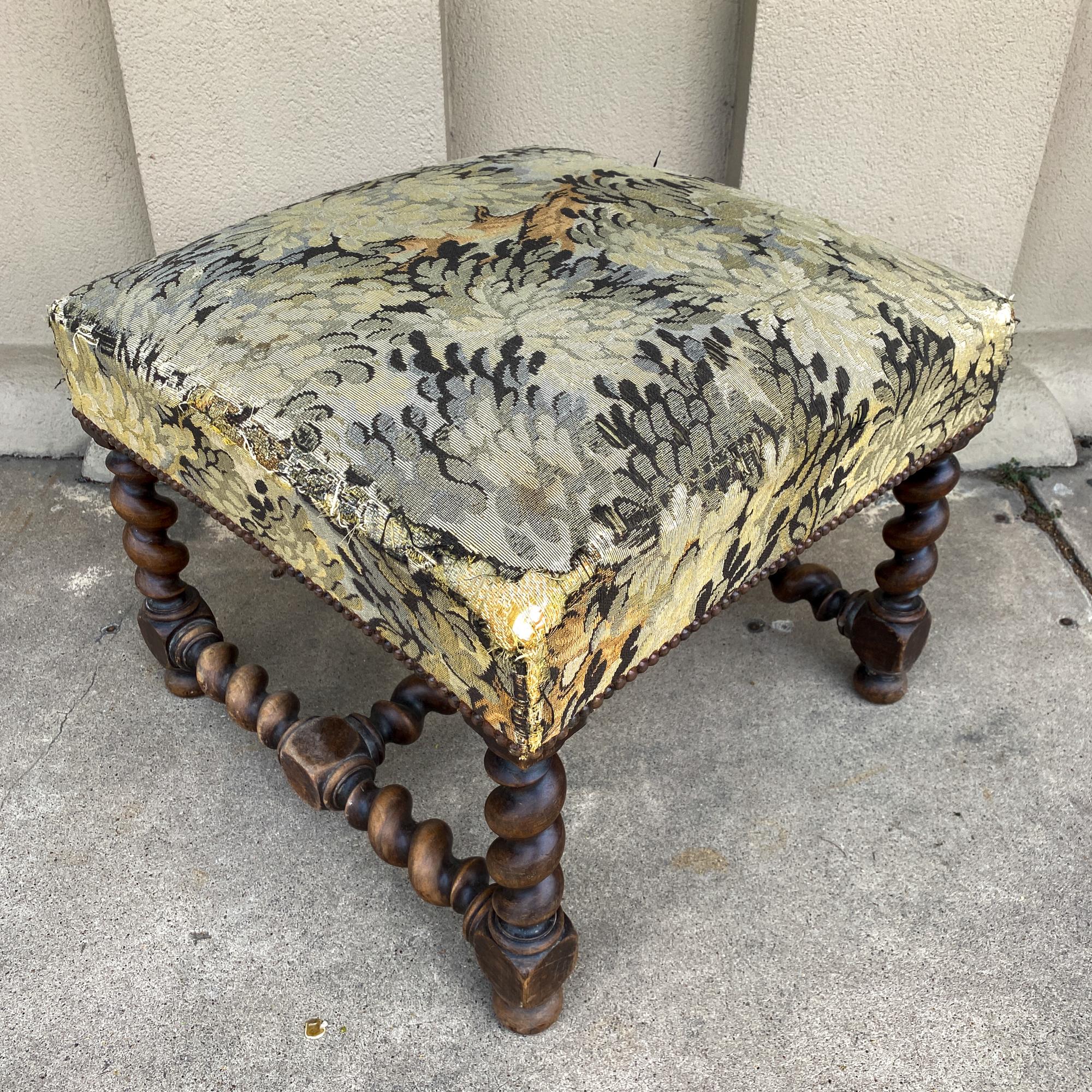 Antique French Barley Twist Ottoman with Embroidered Upholstery, circa 1900 8