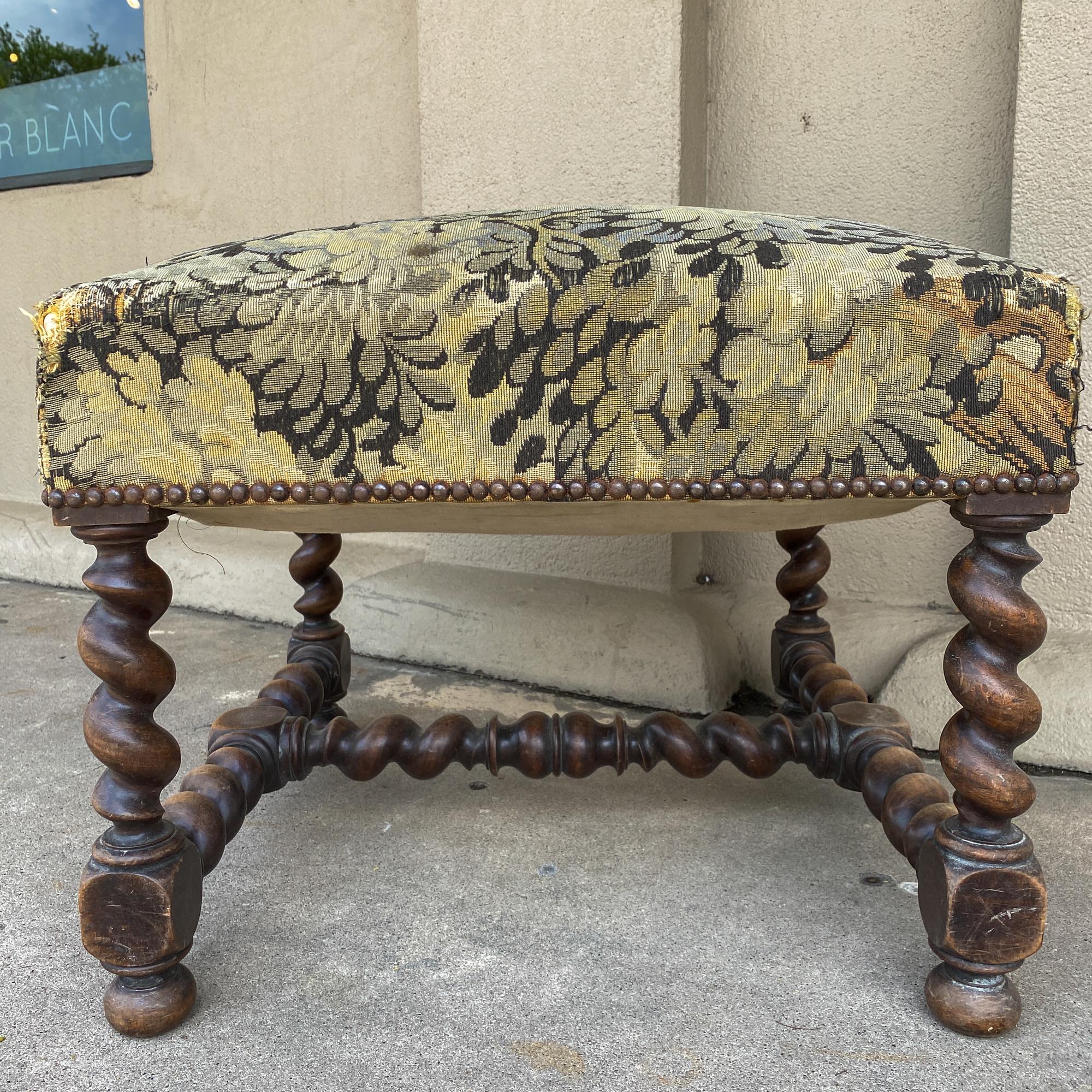Antique French Barley Twist Ottoman with Embroidered Upholstery, circa 1900 3
