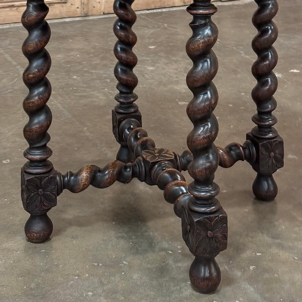 Ancienne table d'extrémité ronde française de style Barley Twist en vente 3