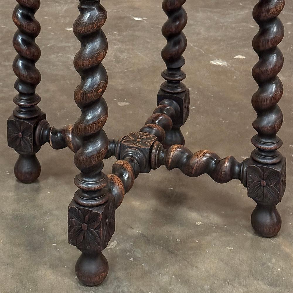 Ancienne table d'extrémité ronde française de style Barley Twist en vente 1