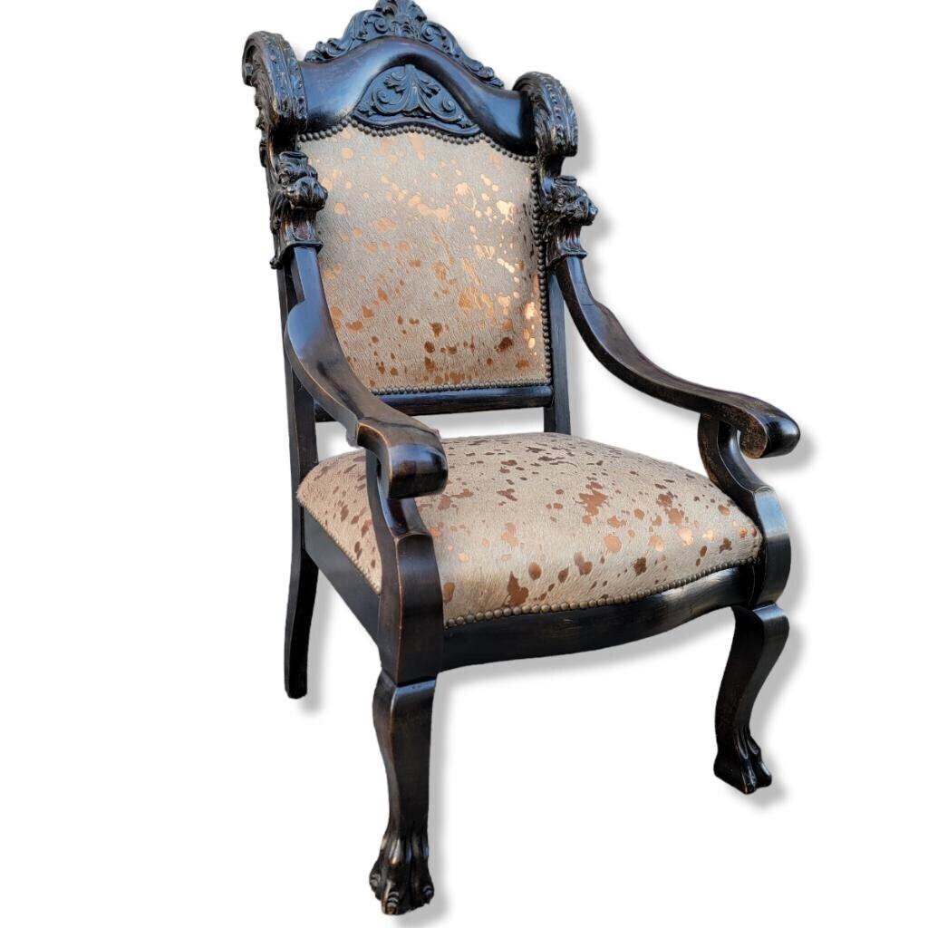 Antique French Baroque Carved Mahogany Fireside Throne Chair Newly Upholstered in Metallic Rose Gold Brazilian Cowhide

Antique rare French Mahogany Baroque Style Armchair Newly Upholstered in Metallic Rose Gold Printed Brazilian Cowhide.