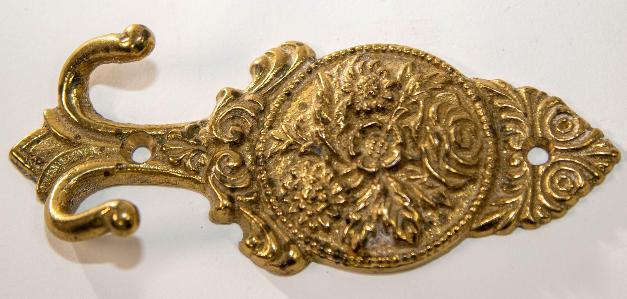 20th Century Antique French Baroque Cast Brass Floral Wall Hook Decor