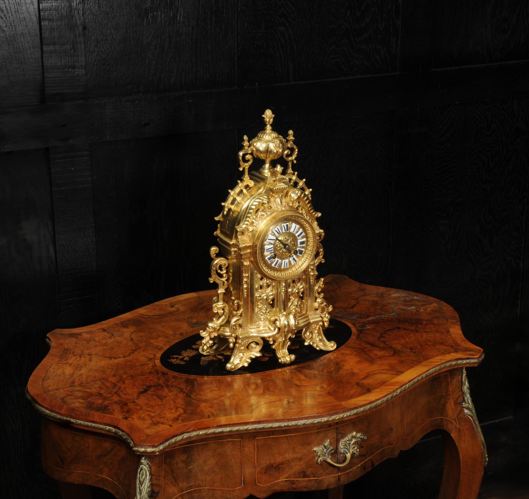 Antique French Baroque Gilt Bronze Clock In Good Condition In Belper, Derbyshire
