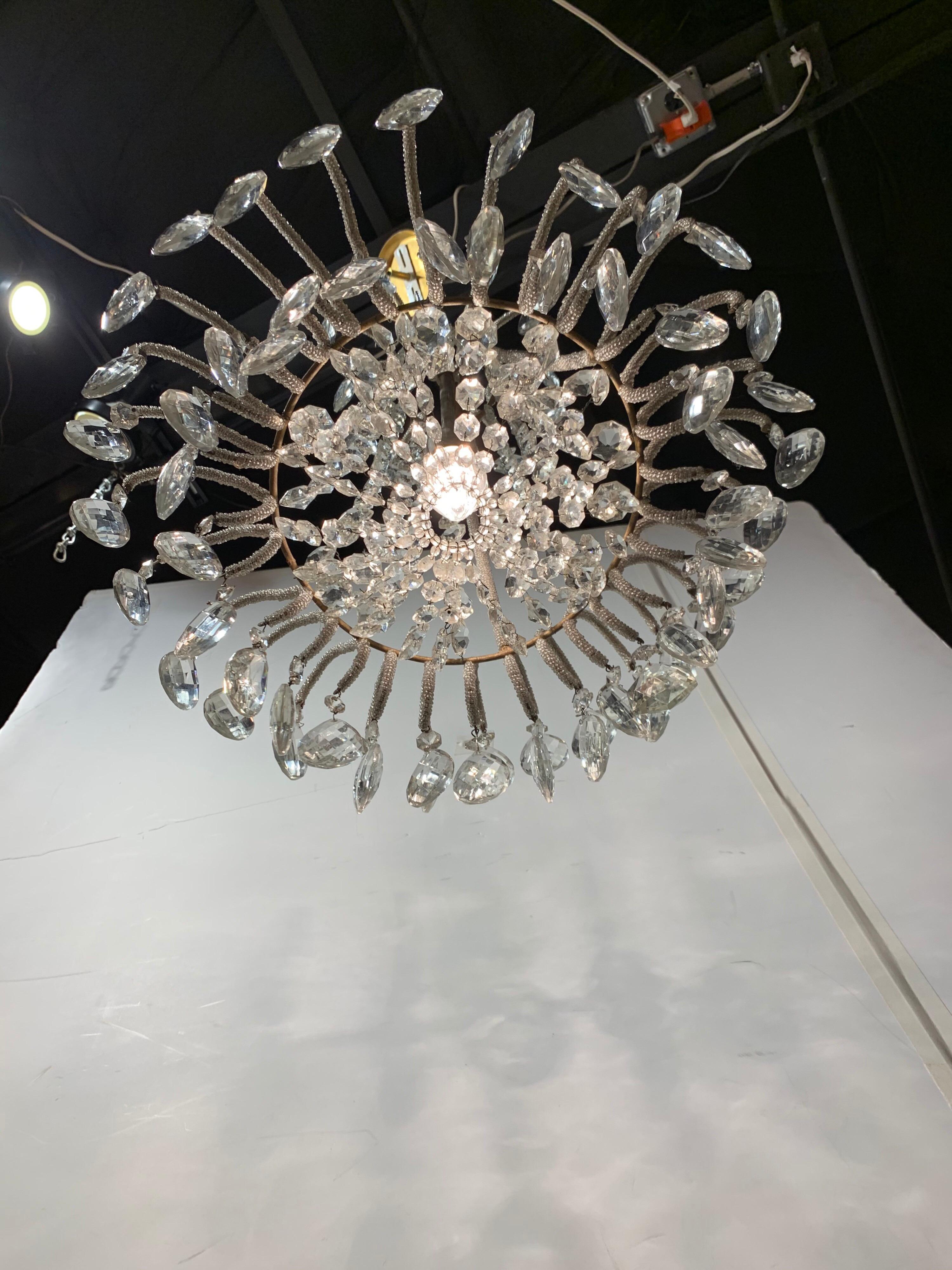 Lustre ancien à perles français Bon état - En vente à Dallas, TX