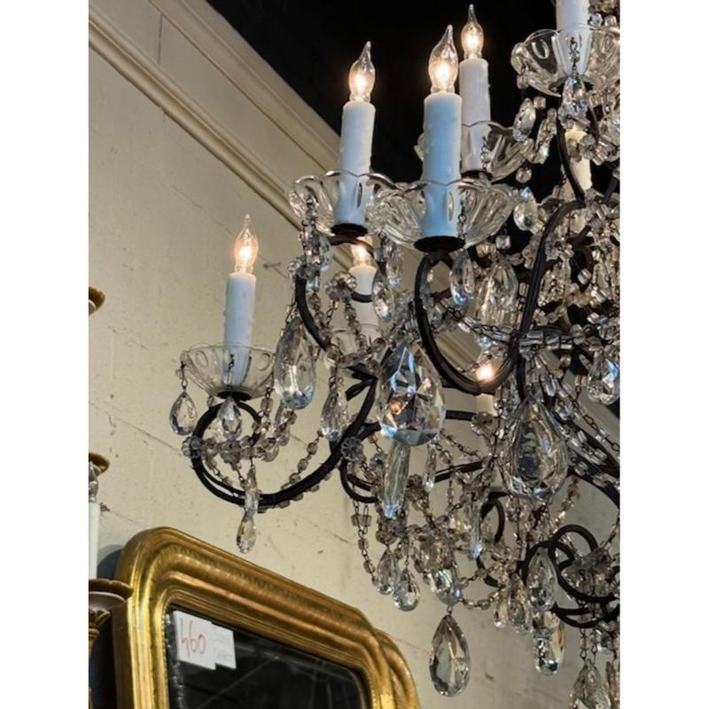 Lustre ancien français en perles avec 18 Lights Bon état - En vente à Dallas, TX