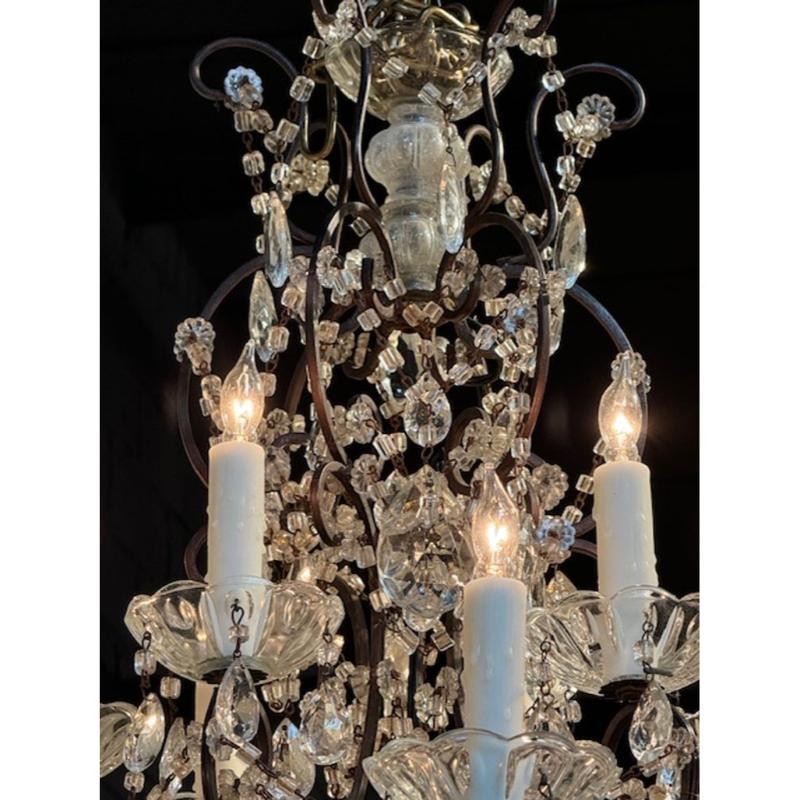 20ième siècle Lustre ancien français en perles avec 18 Lights en vente