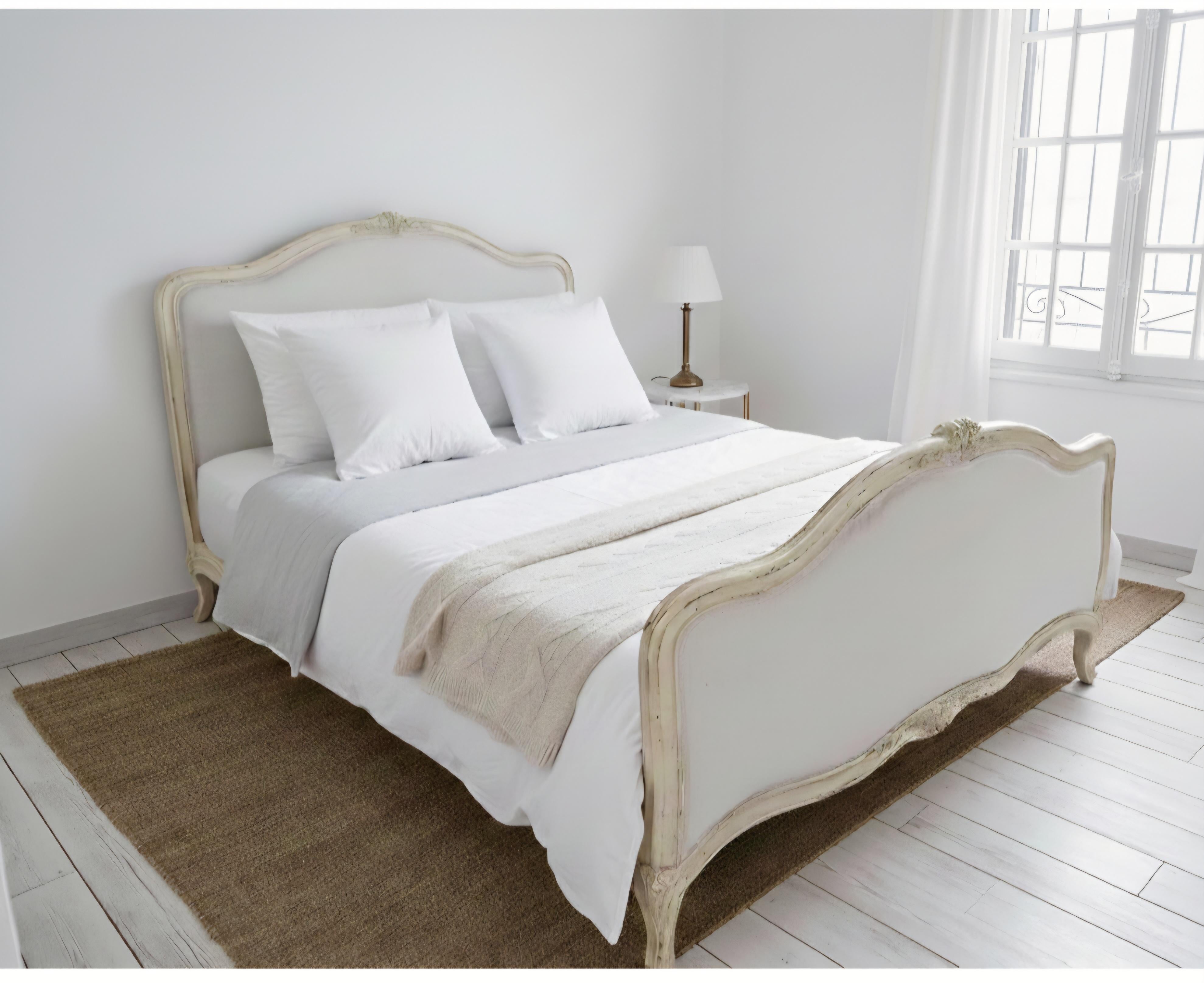 Antique French Bett gepolstert in Weiß im Angebot 4