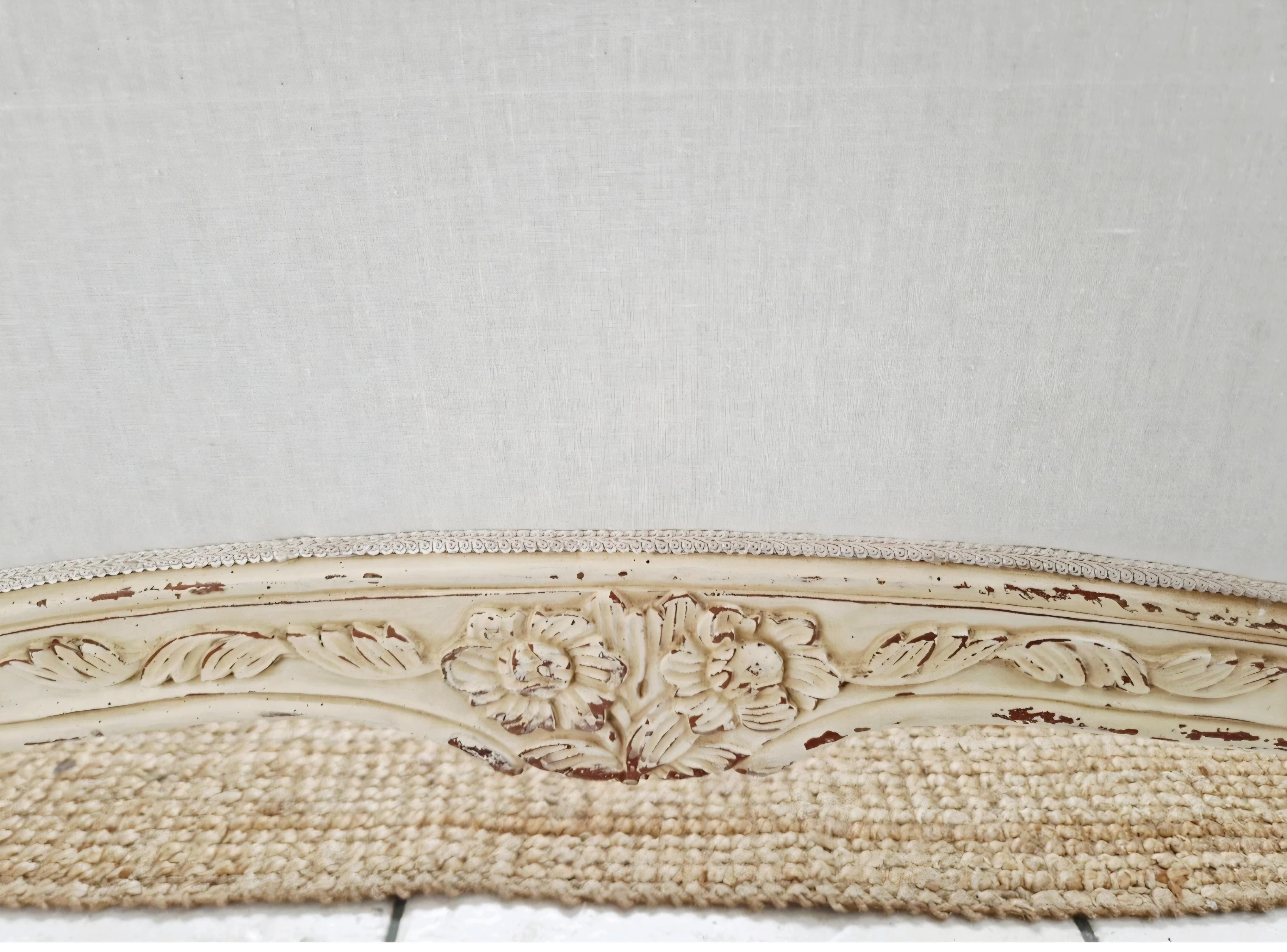 Antique French Bett gepolstert in Weiß (Louis XV.) im Angebot