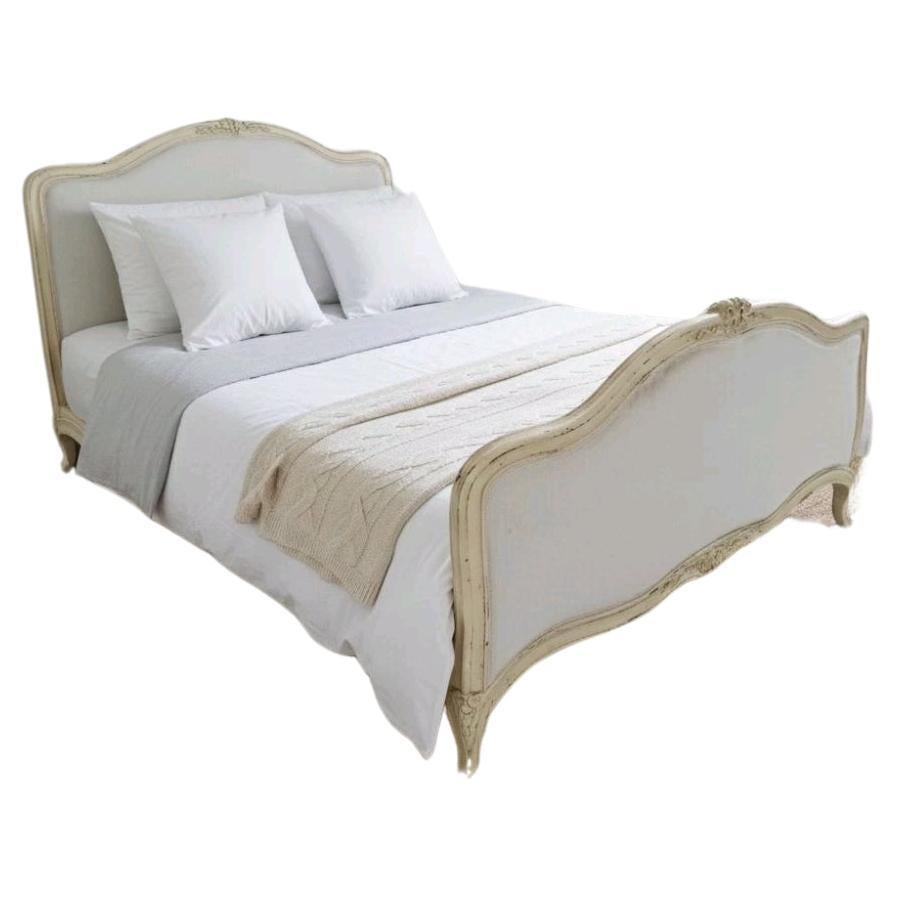 Antique French Bett gepolstert in Weiß