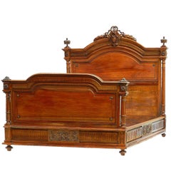 Antike Französisch Bett US Queen oder UK King Size 19. Jahrhundert Louis XVI um 1840