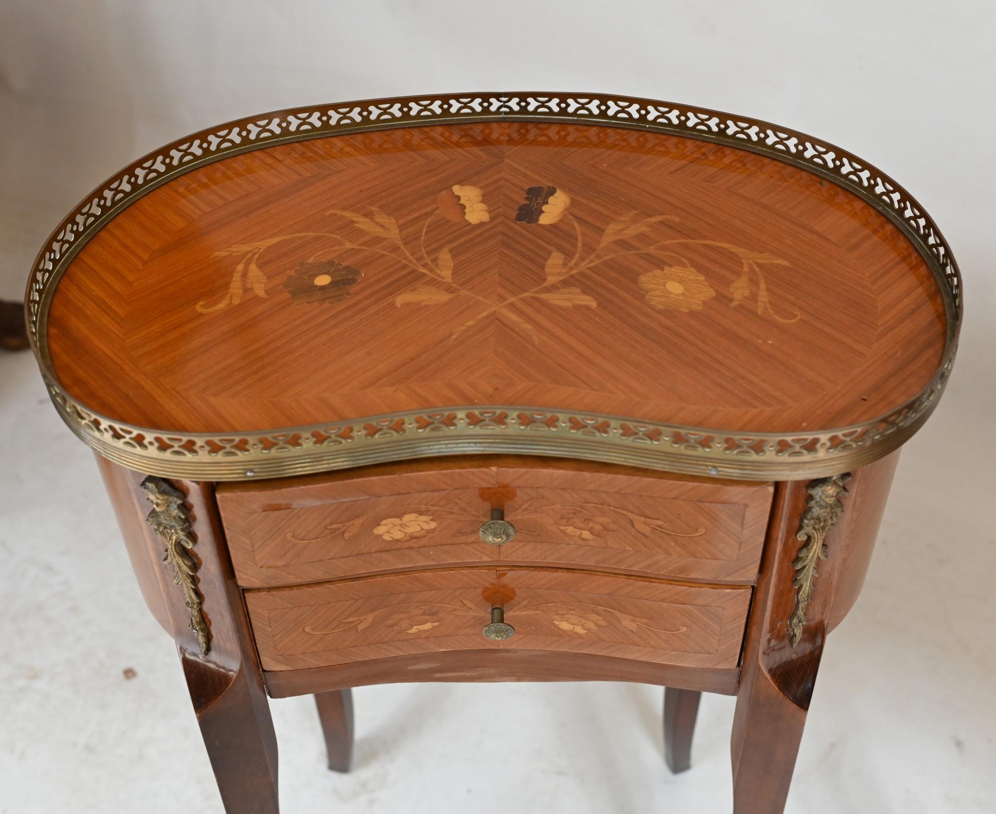 Antique French Comodini Impero a fagiolo 1930 2