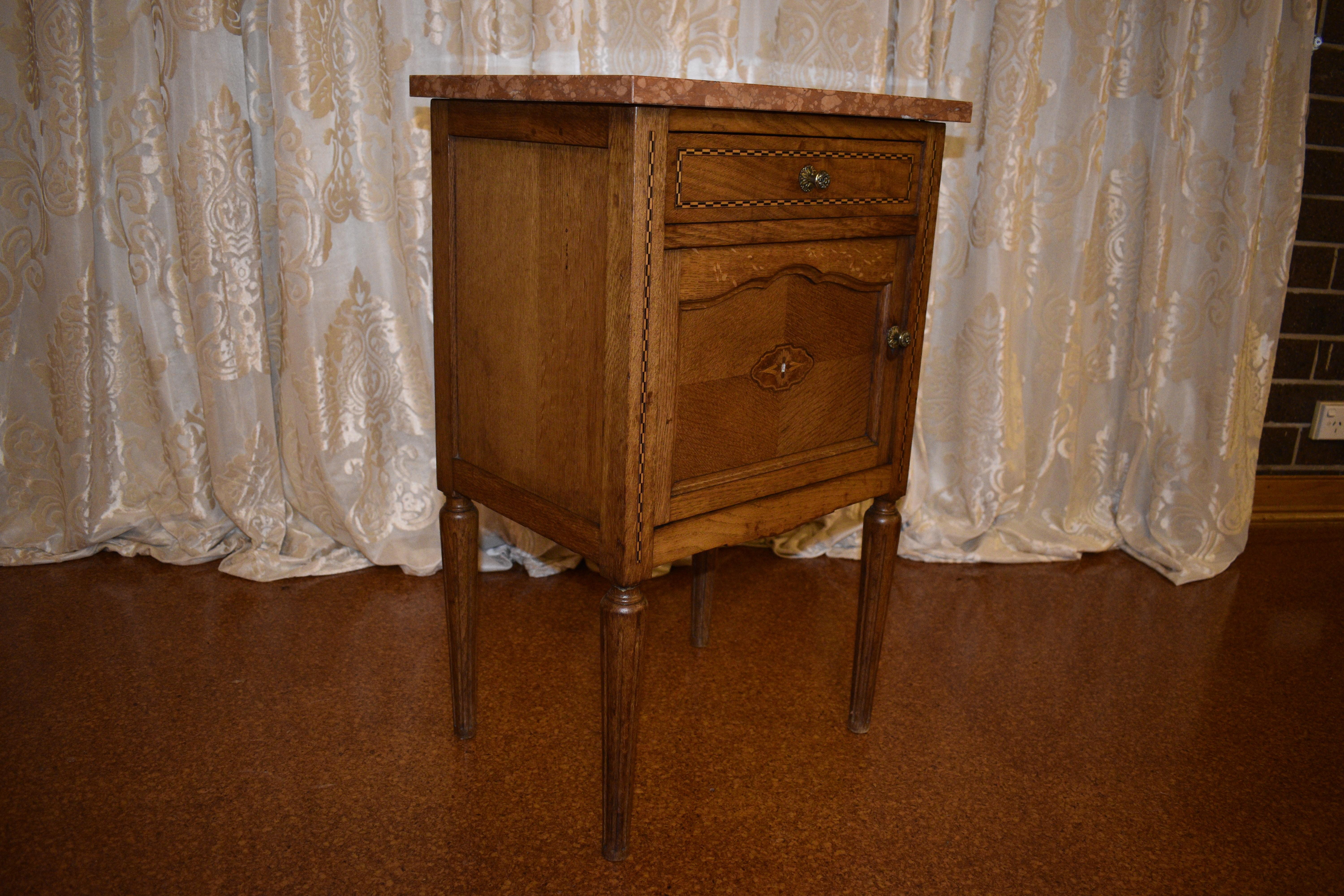 Antique French Bedside Table, Oak and Marble Tumbridge Ware In Good Condition In EDENSOR PARK, NSW