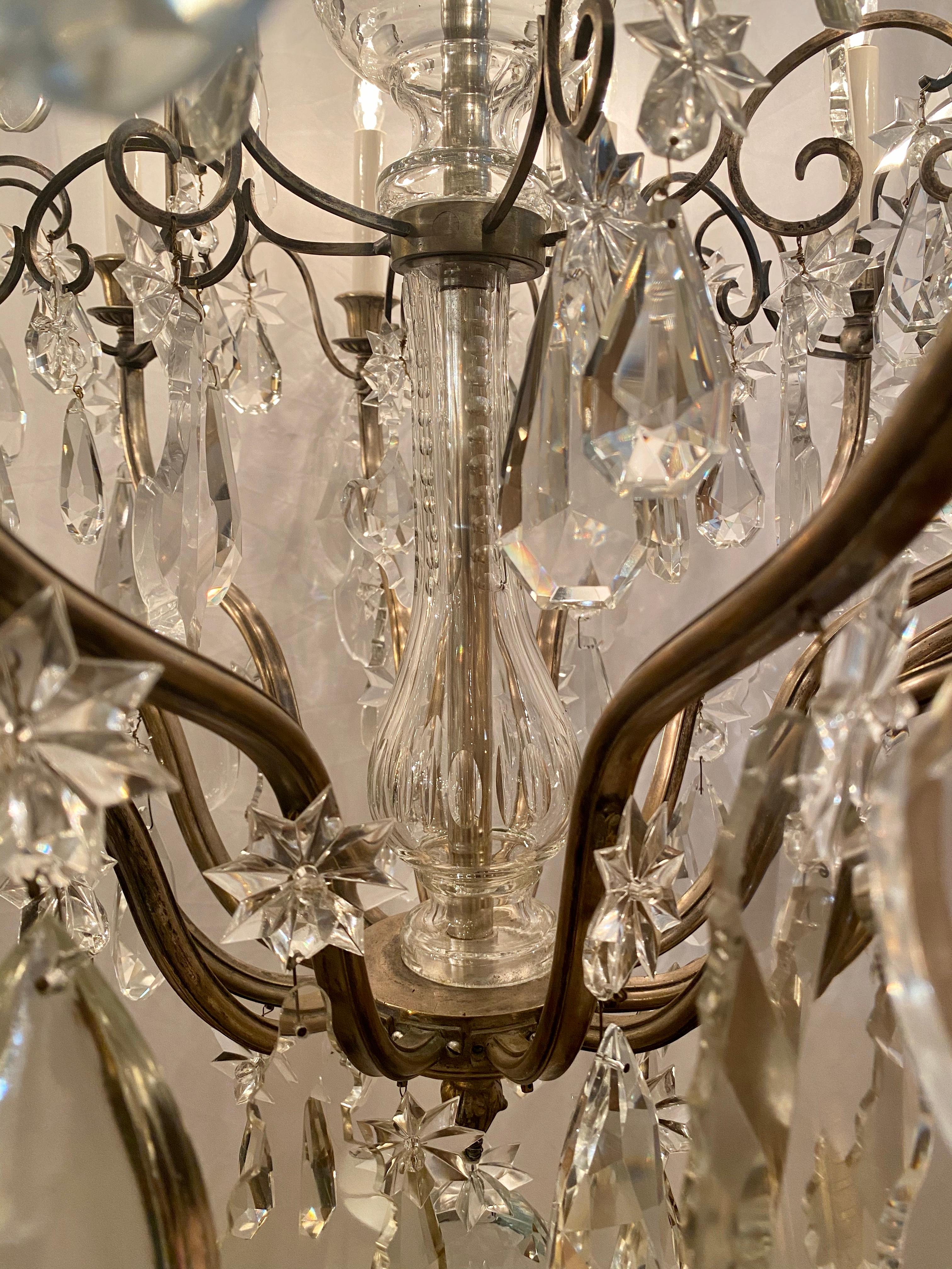 Antique French Belle Epoche Crystal and Silvered Bronze Chandelier, circa 1890s For Sale 1