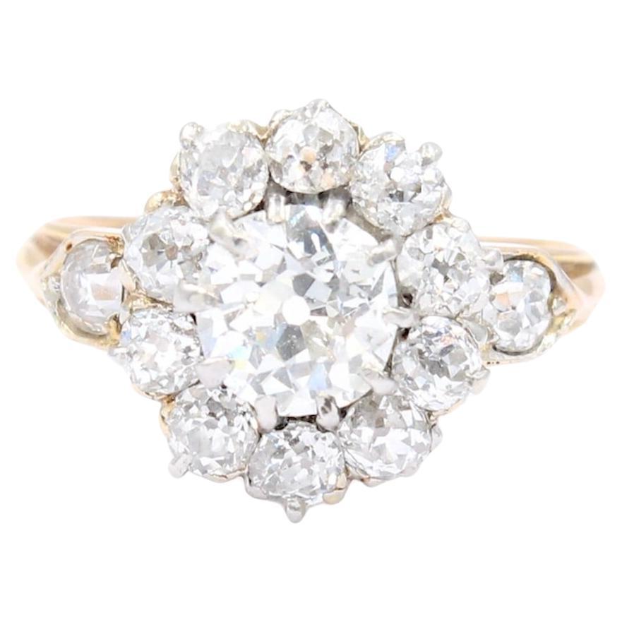 Antique French Belle Epoque 2.10 Carats diamond cluster ring  en vente