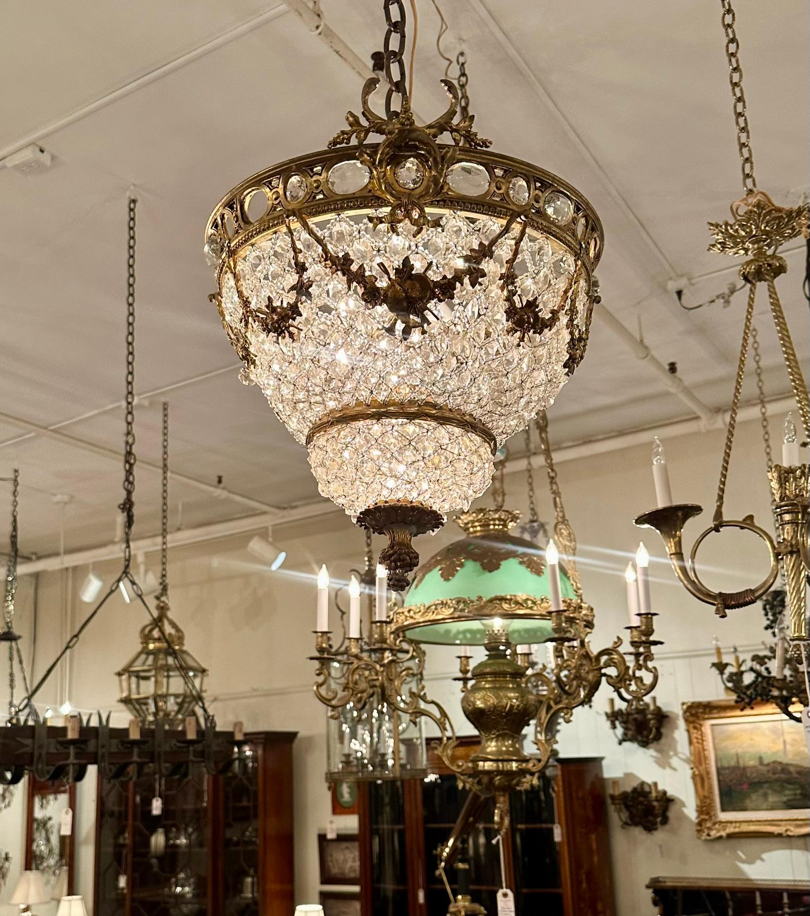 Antique luminaire français Belle Époque en cristal perlé et bronze d'Oré, Circa 1890. en vente 2