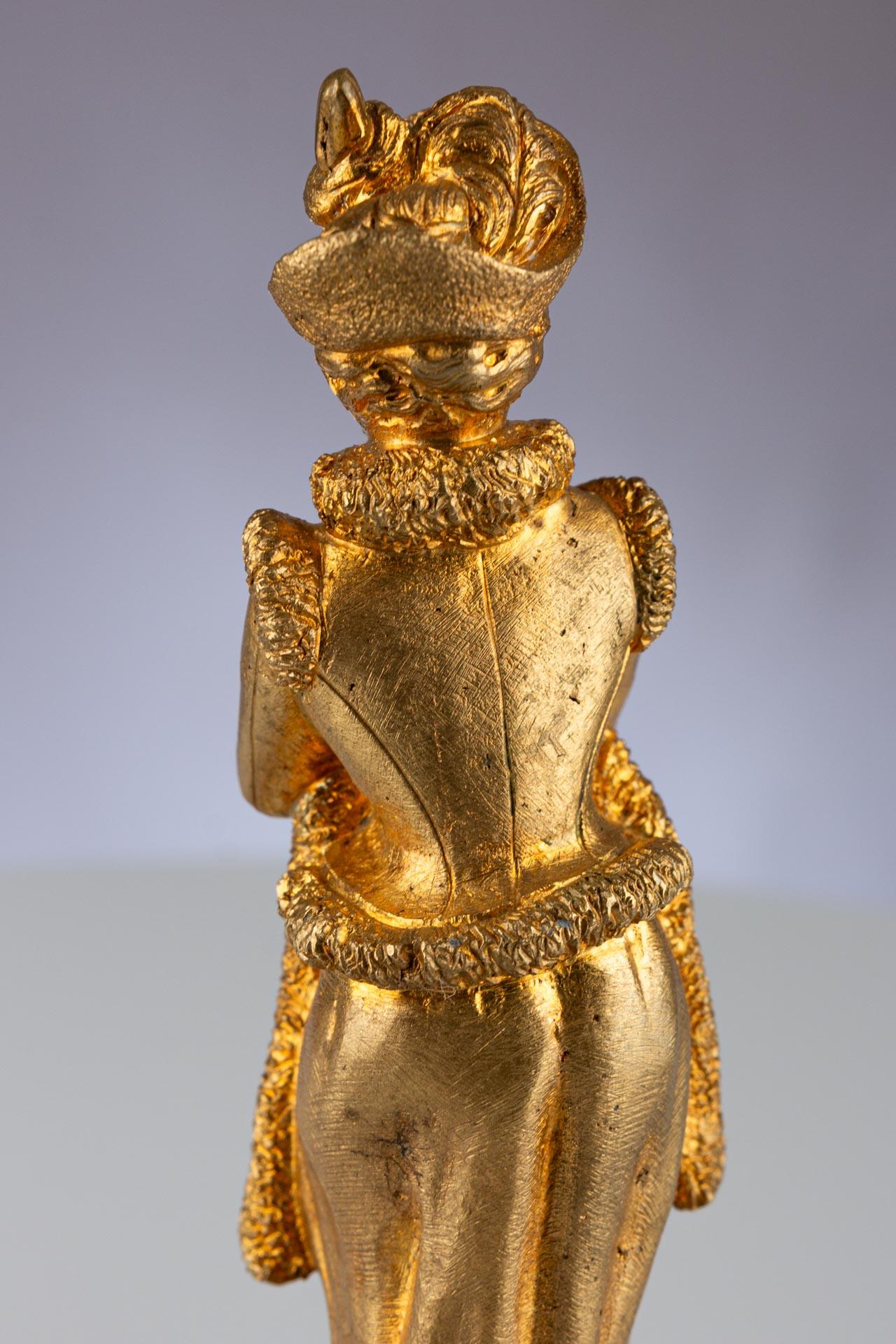 Antique French Belle Époque Gilt Bronze Gold Figurative Sculpture of a Woman For Sale 11