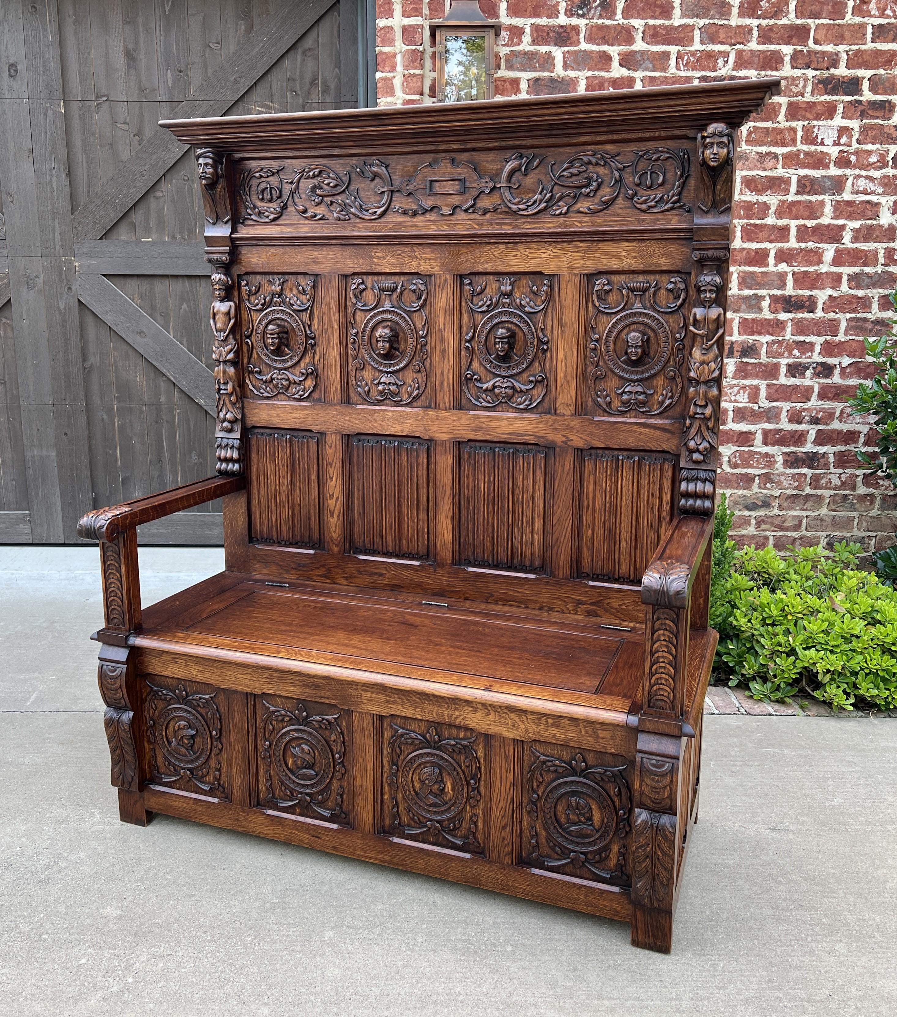 BEAUTIFUL Antique French Oak Renaissance Revival Hall Seat, Bench or Settee~~HIGHLY CARVED ~~c. 
1890s 


 Wonderful 