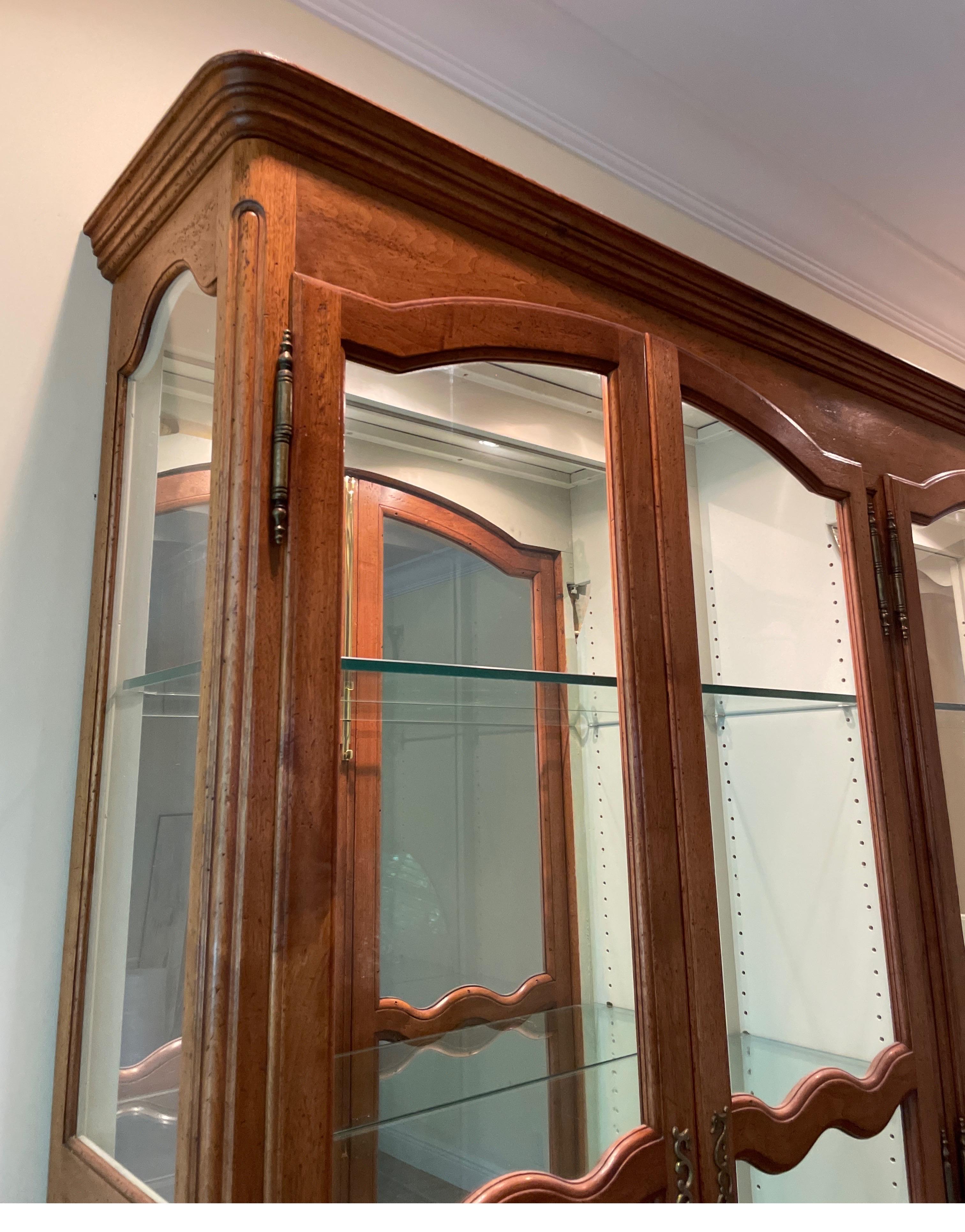 Antique French Bibliotheque / Display Cabinet In Good Condition For Sale In West Palm Beach, FL