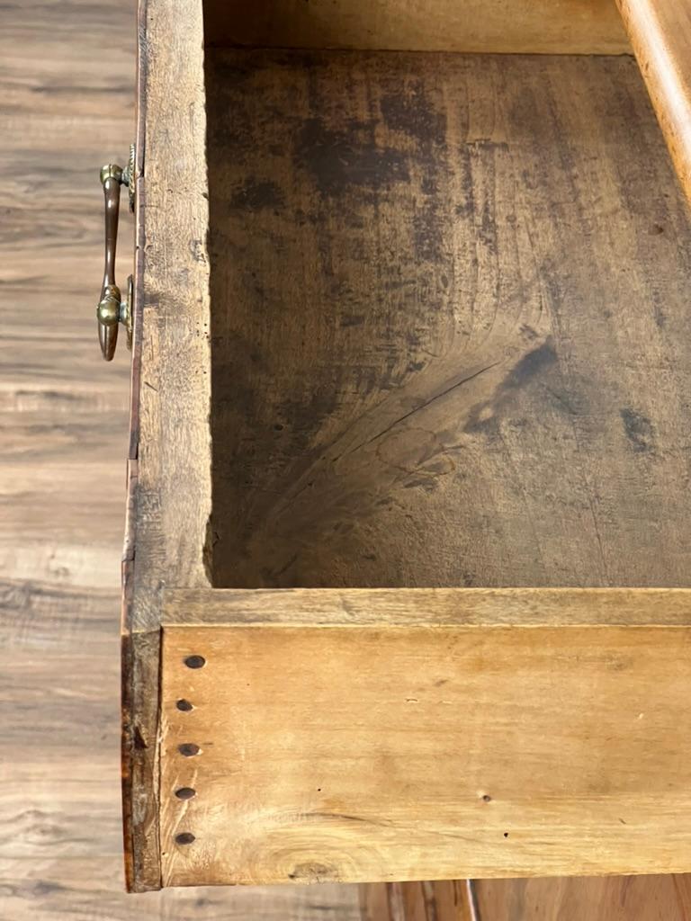 Antique French Biedermeier Buffet de madera de frutal c. Mediados del siglo XIX en venta 5