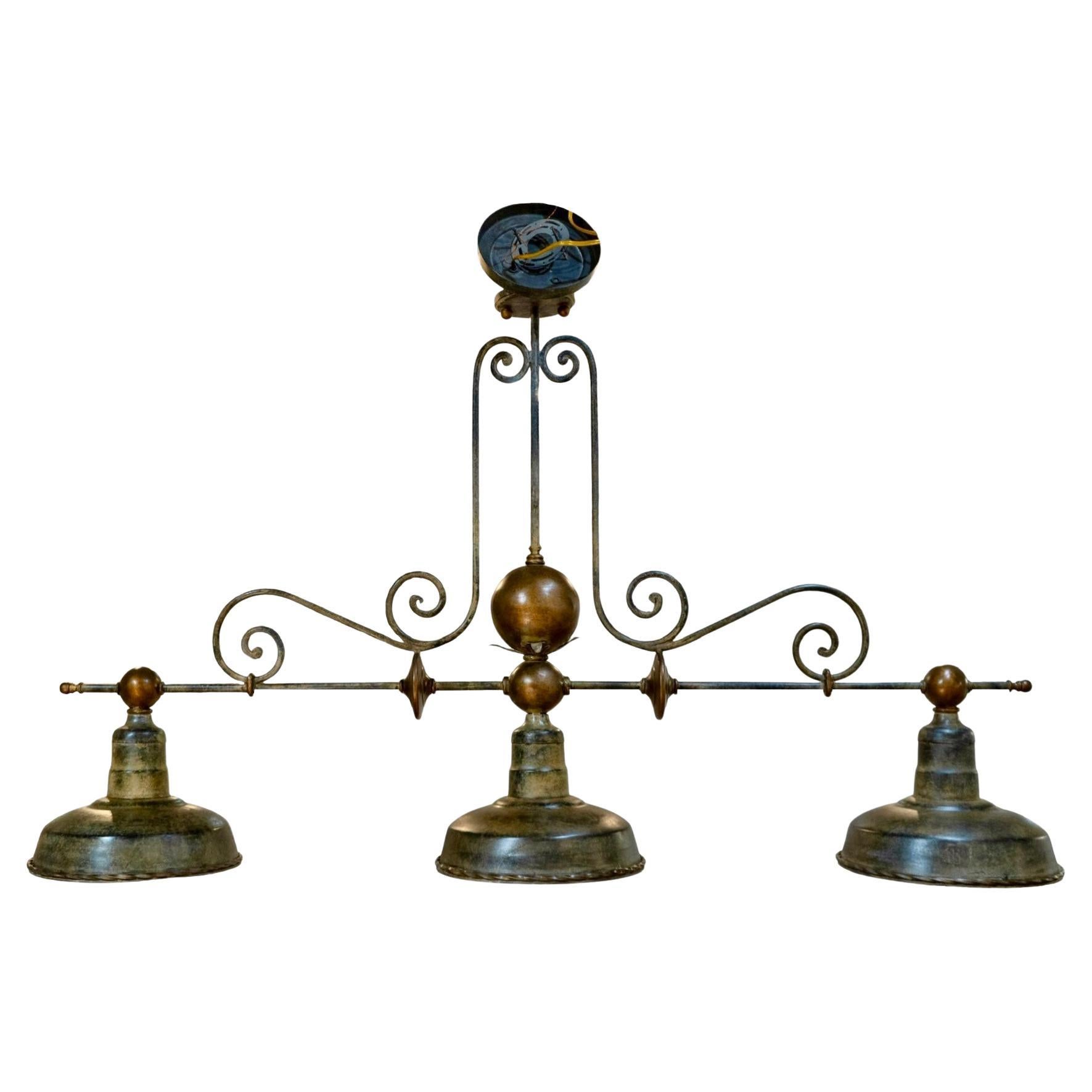 Luminaire de billard français antique