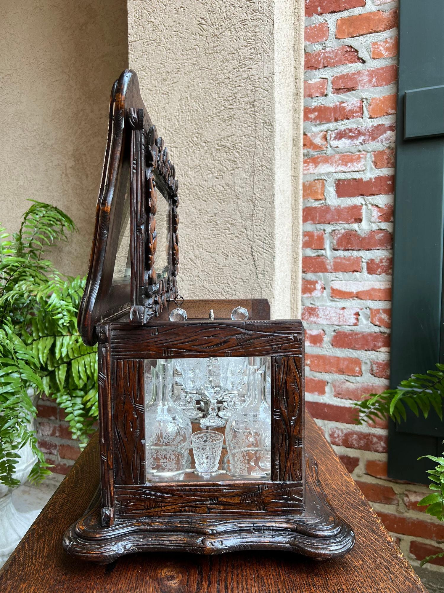 Antique French Black Forest Tantalus Liquor Box Glass Decanter Cavé à Liqueur For Sale 4