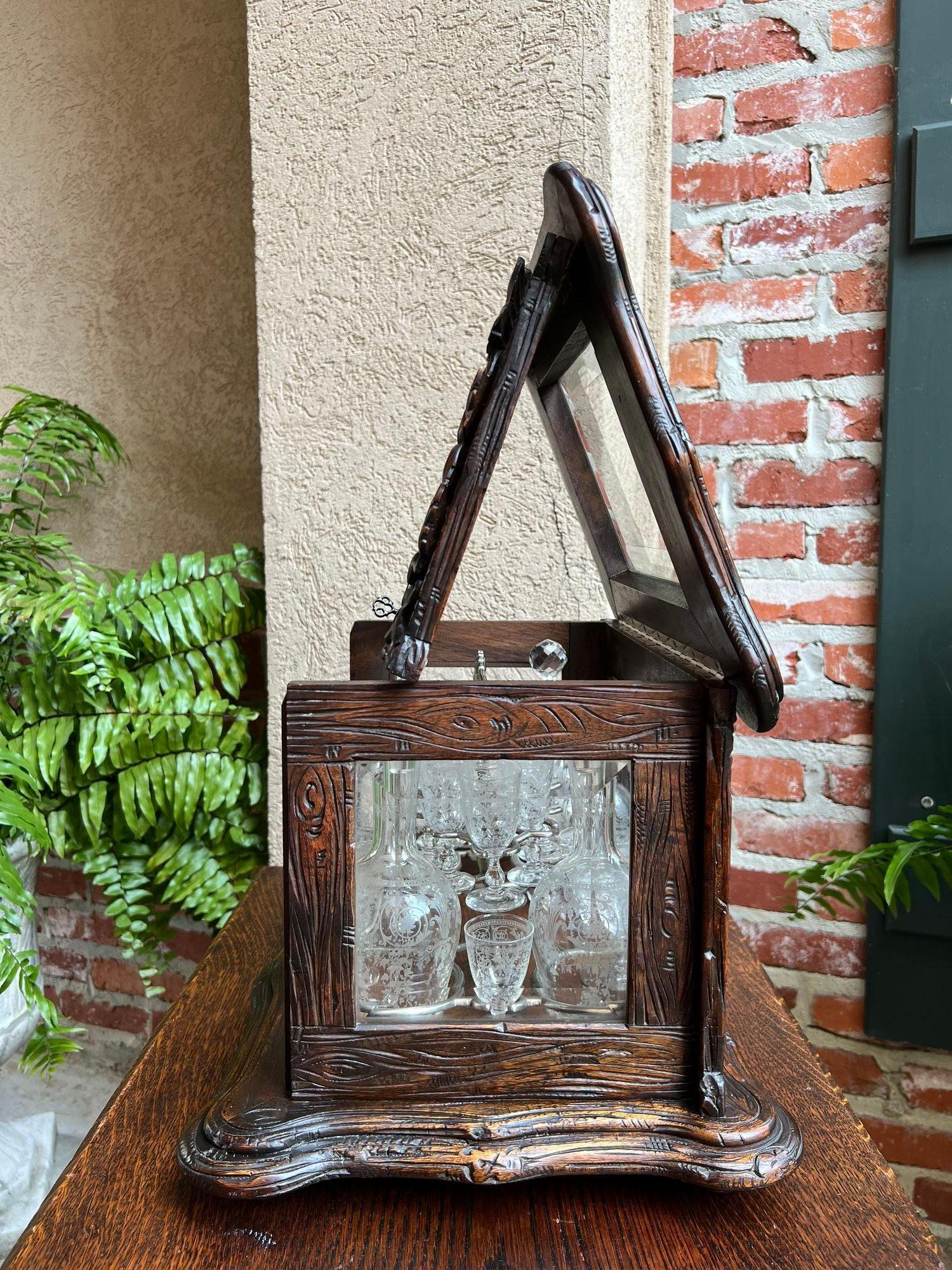 Antique French Black Forest Tantalus Liquor Box Glass Decanter Cavé à Liqueur For Sale 5
