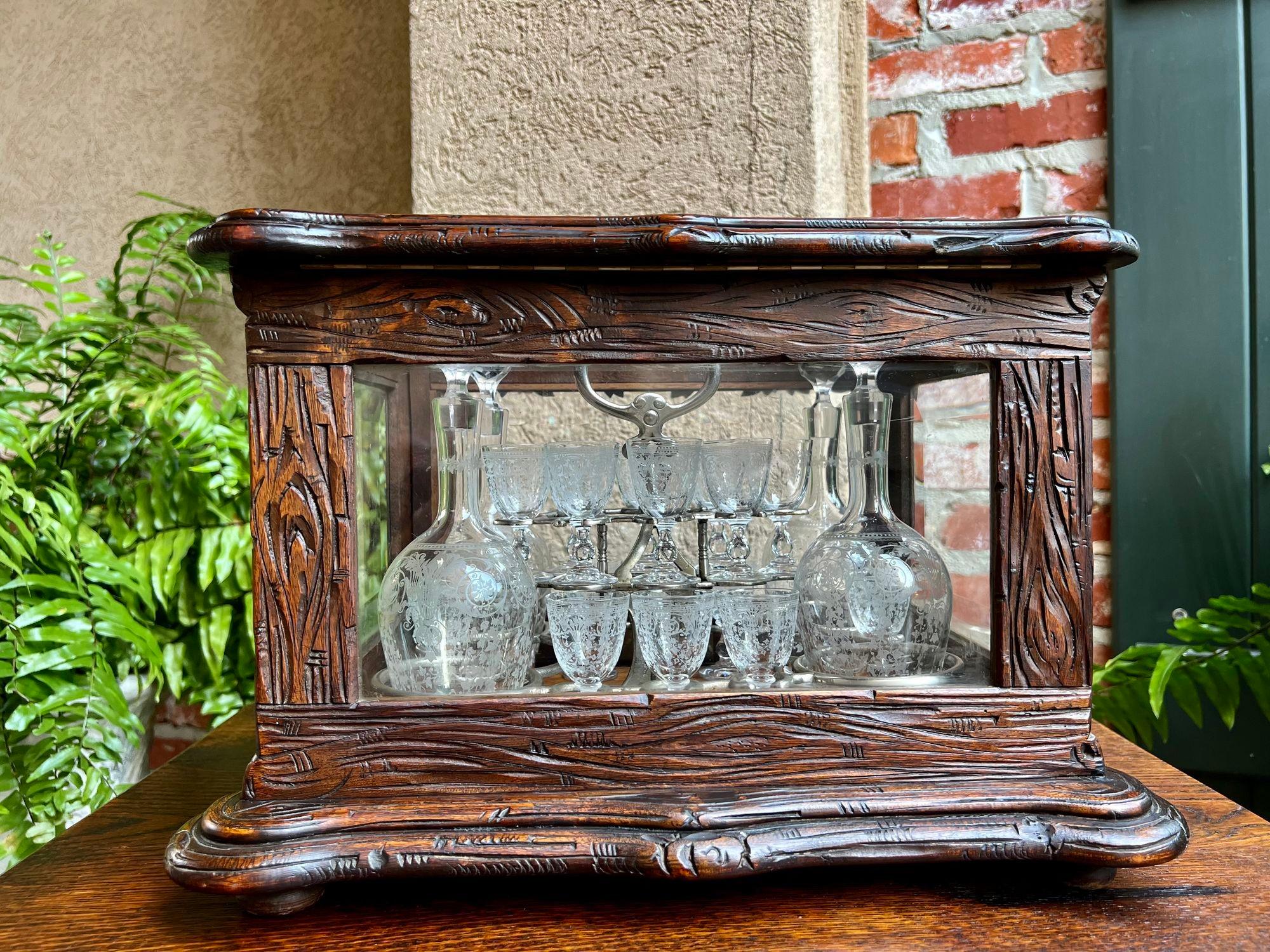 Antique French Black Forest Tantalus Liquor Box Glass Decanter Cavé à Liqueur For Sale 13