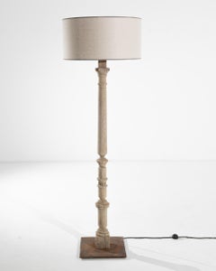Antike französische Stehlampe aus gebleichter Eiche