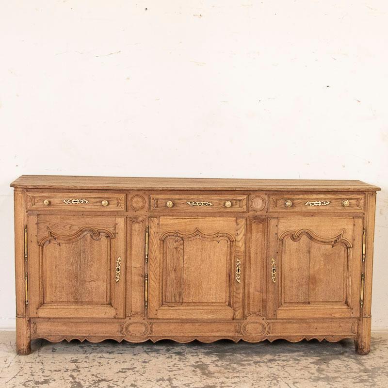 Antique French Bleached Oak Long Sideboard In Good Condition In Round Top, TX
