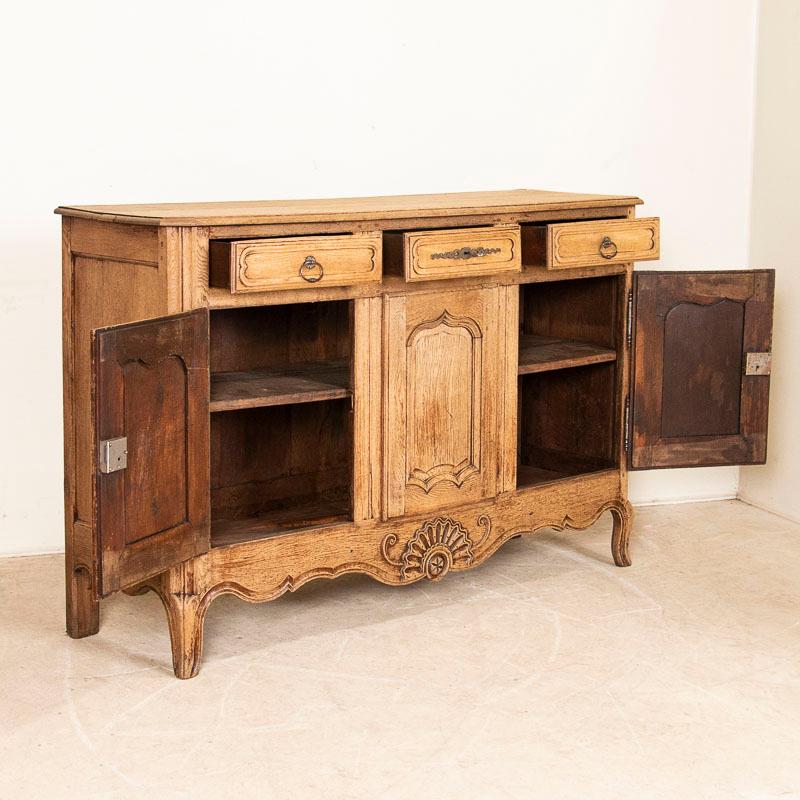 Antique French Bleached Oak Sideboard Buffet In Good Condition In Round Top, TX