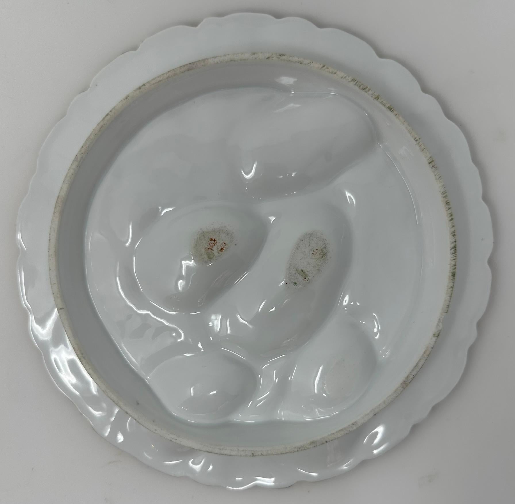 Antique French Blue and Green Porcelain Turkey Pattern Oyster Plate, Circa 1890. For Sale 1