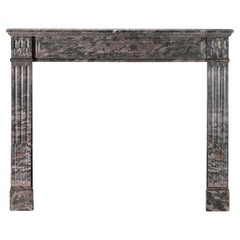 Chimeneas y repisas de piedra