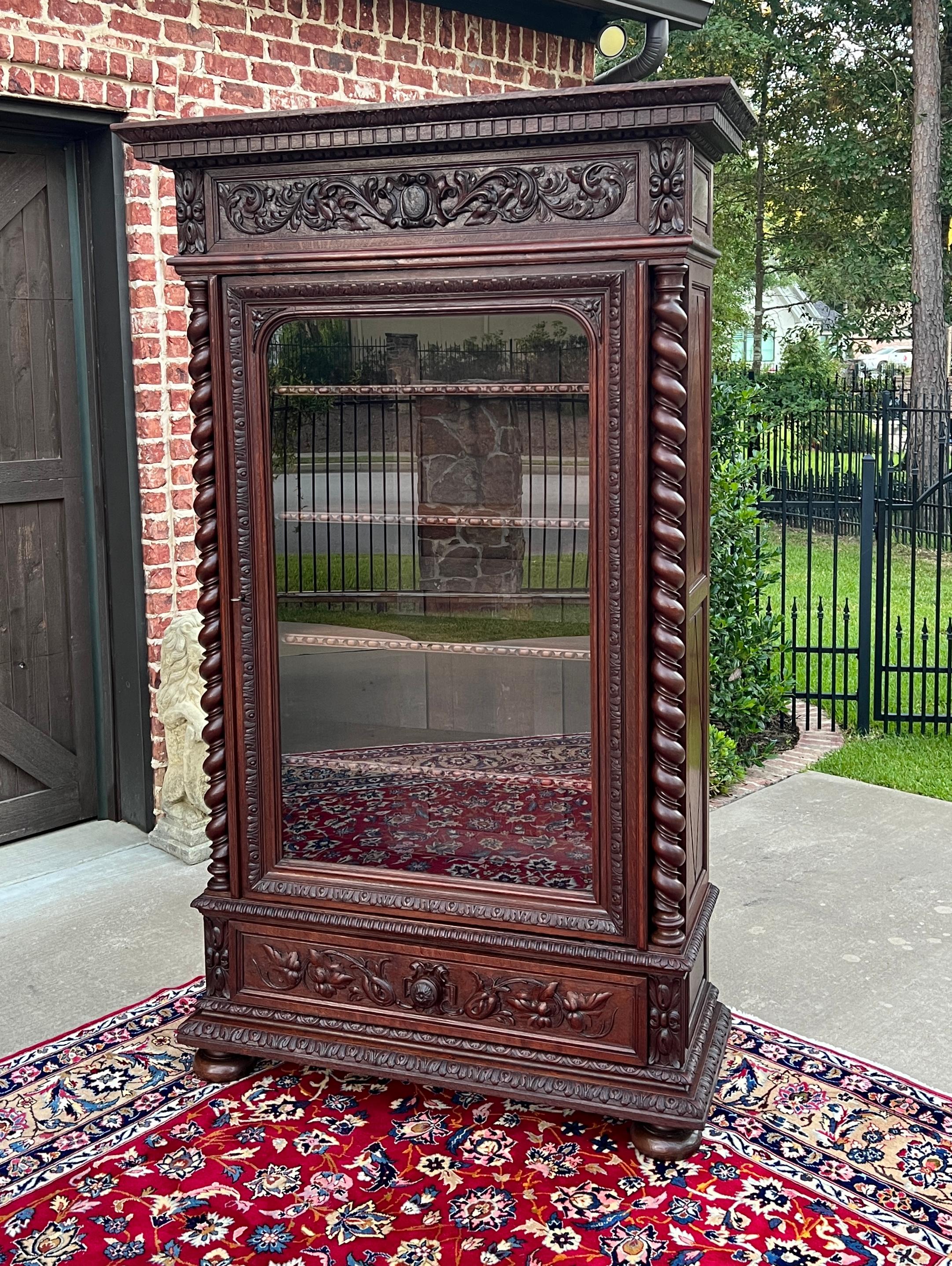 Antique French Bookcase Cabinet Display BARLEY TWIST Oak Renaissance 19th C In Good Condition In Tyler, TX