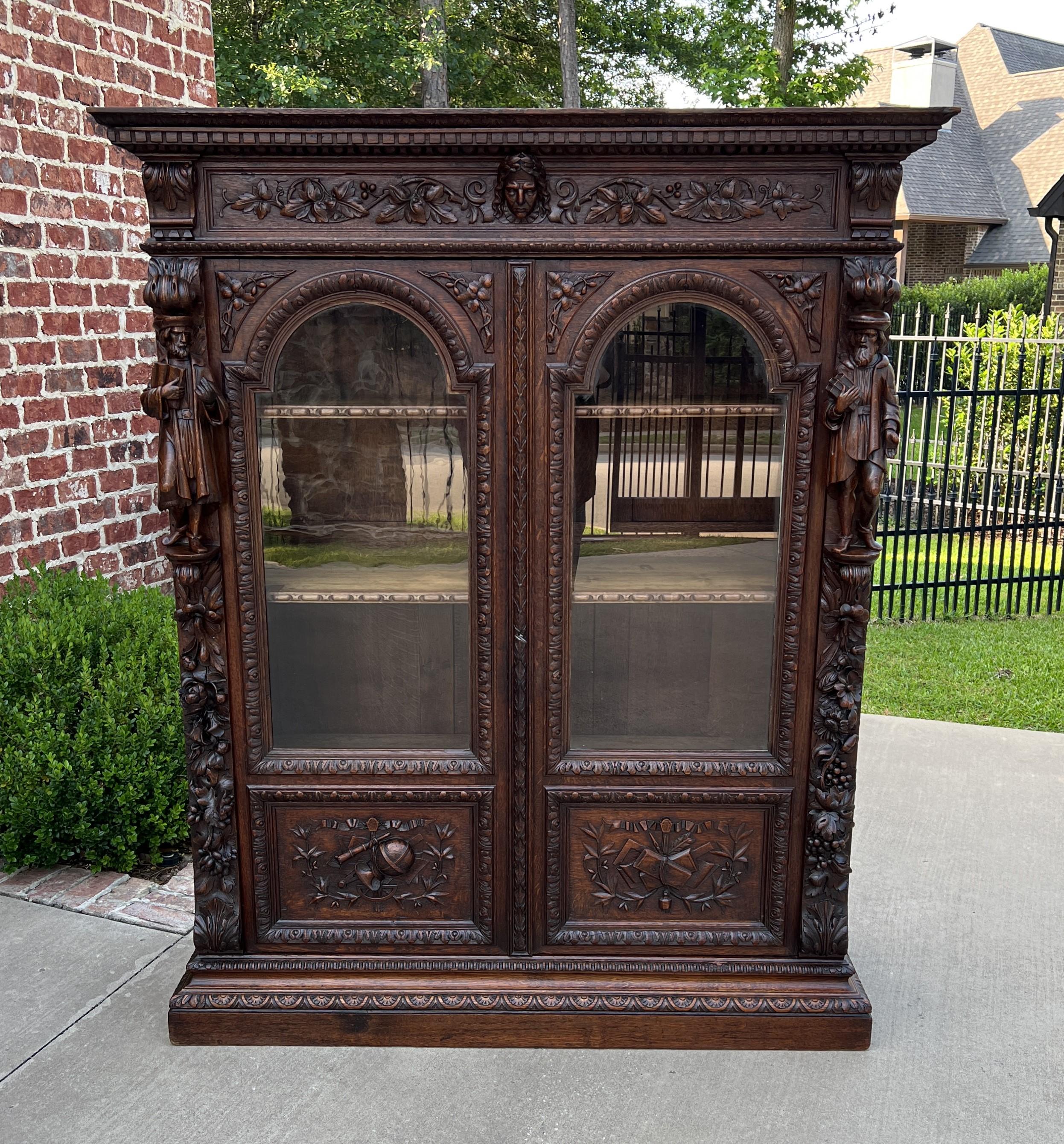 EXCEPTIONAL 19th century Antique French Oak Renaissance Revival Double Door Bookcase, Display Cabinet or Scholar's Cabinet~~
 circa 1880s 

 This is only one of multiple exquisite pieces recently received from our European shipper~~wonderful