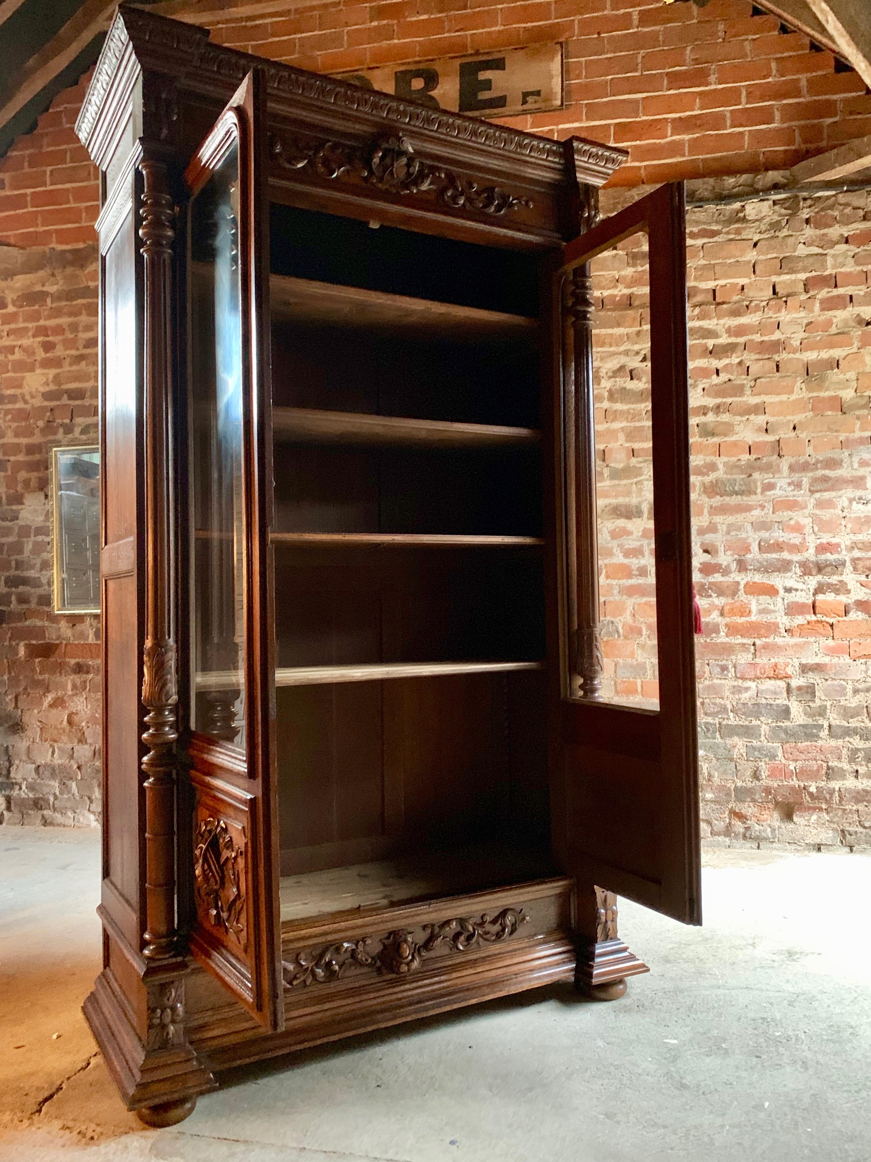 Late 19th Century Antique French Bookcase Vitrine Heavily Carved Solid Oak, circa 1890
