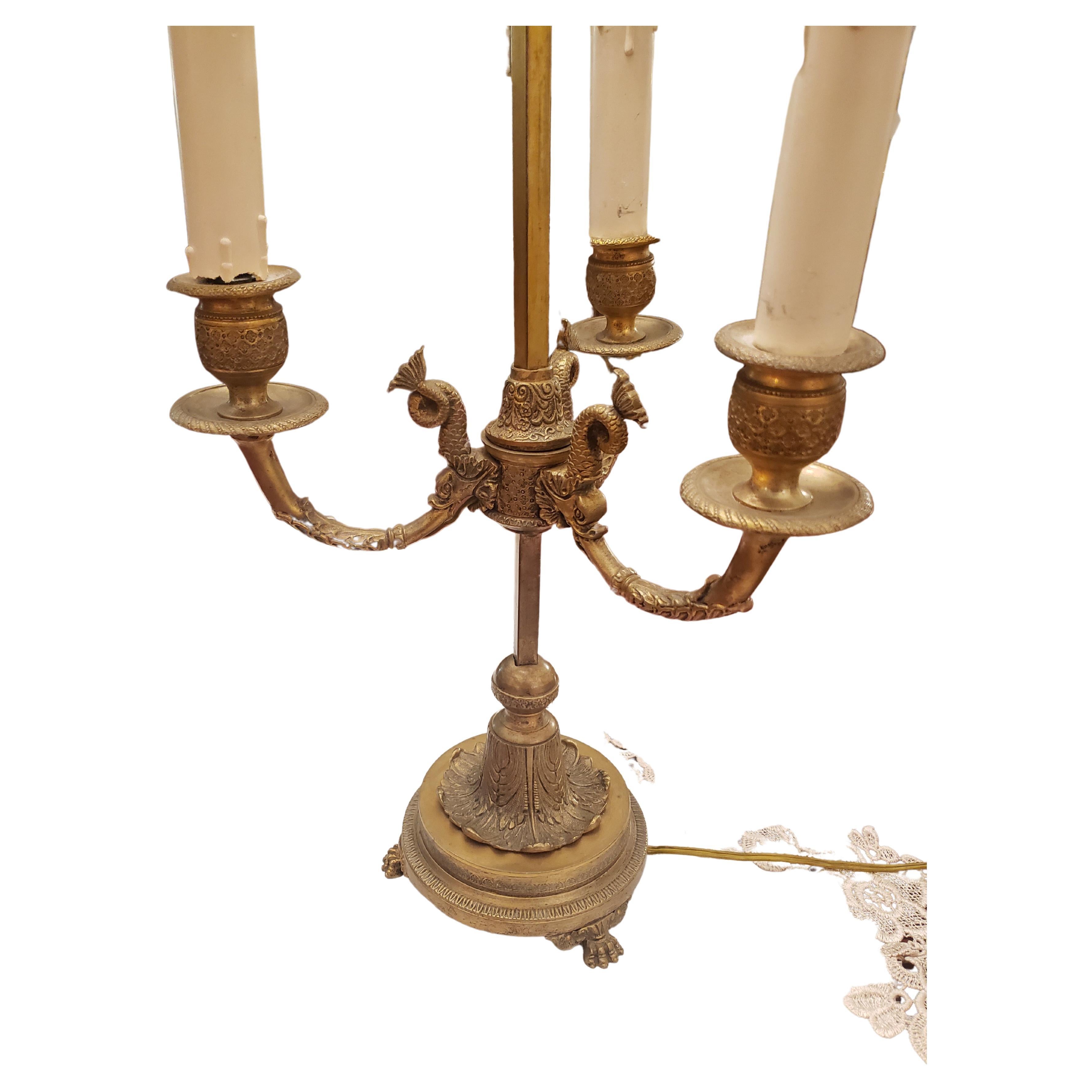 Antique French Bouillotte Bronze and Painted Tole Shade Table Lamp, Circa 1930s For Sale 1