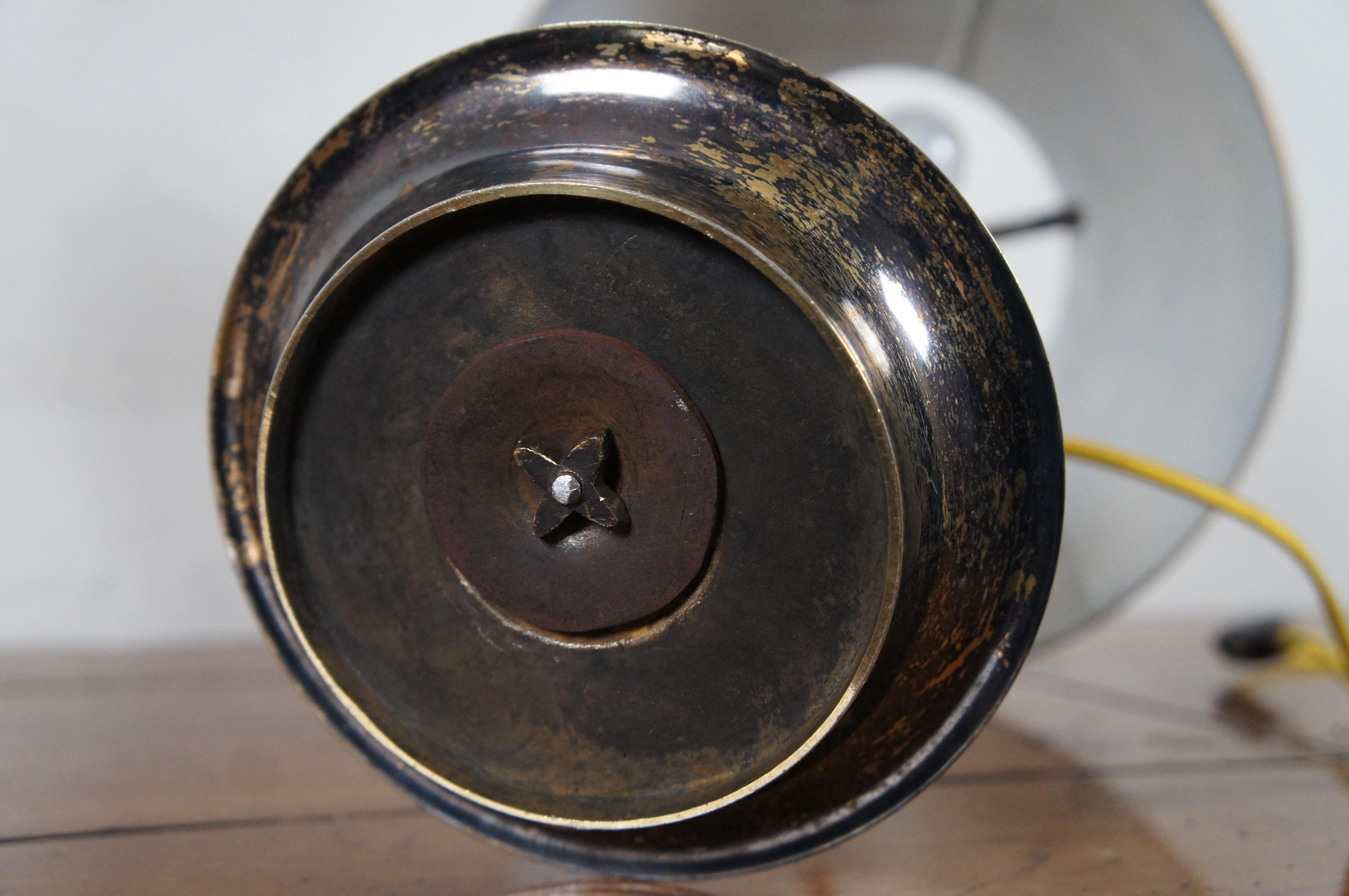Antique French Bouillotte Directoire 2 Light Tole Candelabra Parlor Lamp For Sale 4