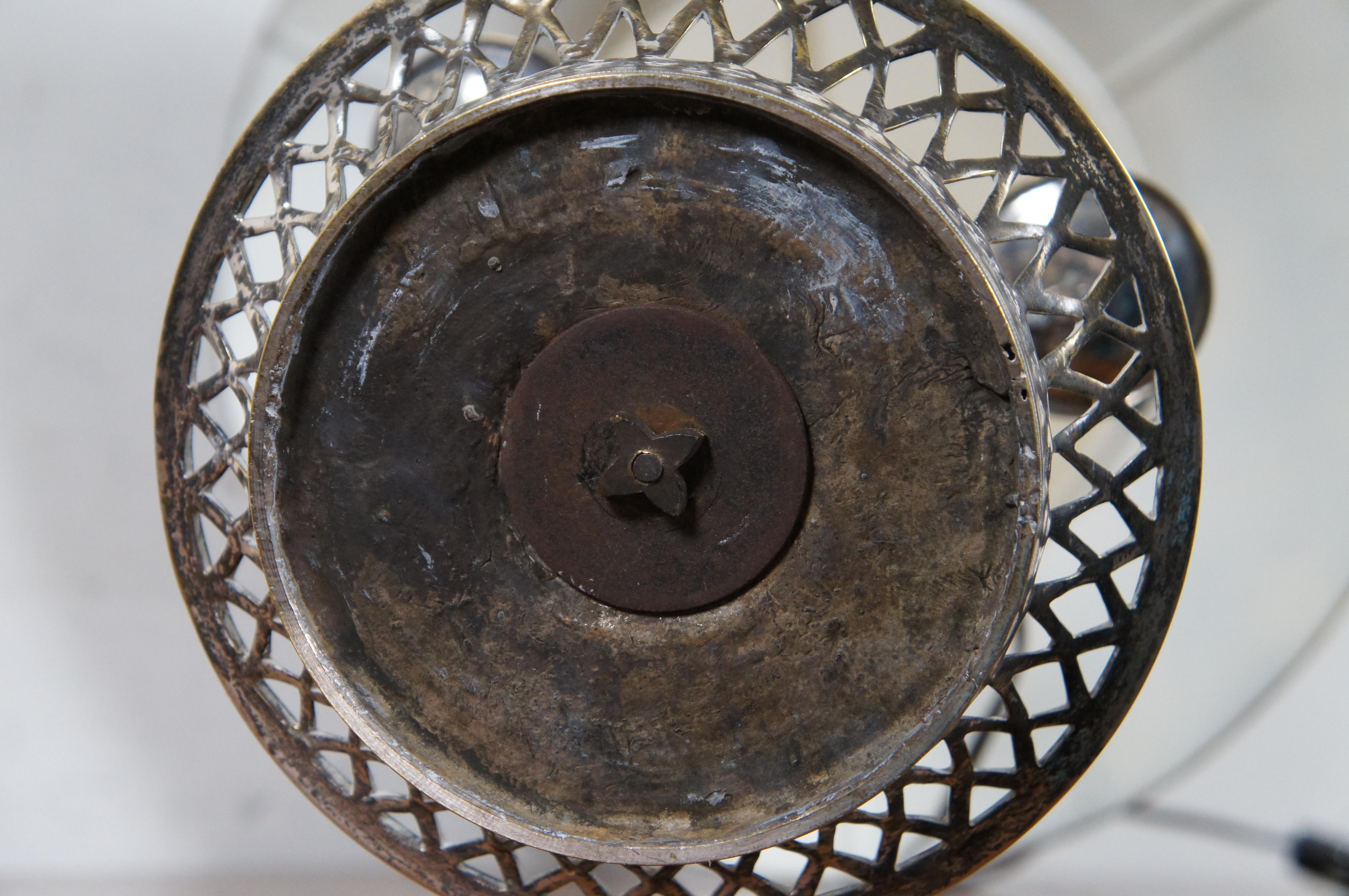 Antique French Bouillotte Directoire 3 Light Pierced Tole Candelabra Lamp For Sale 7