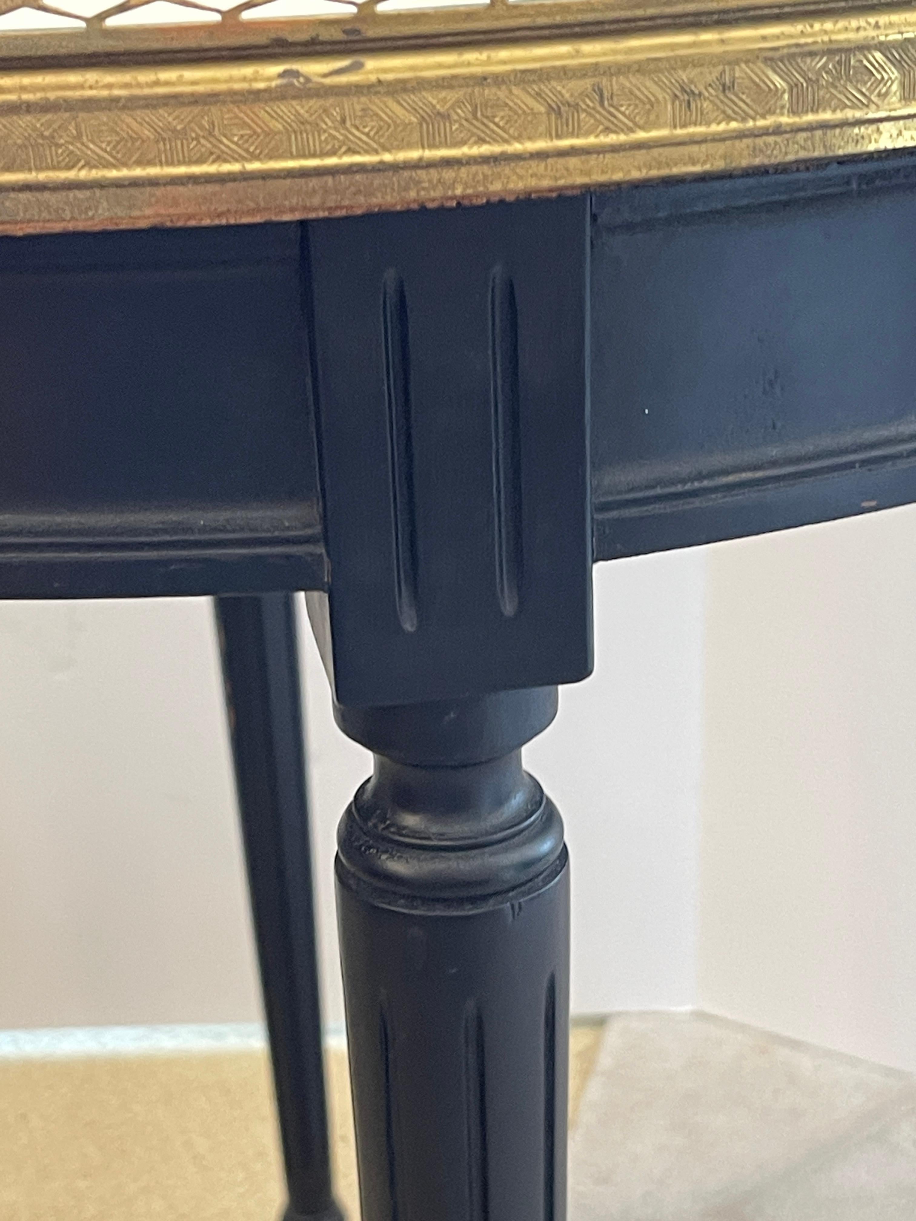 Antique French Bouillotte Table, Brass Gallery & Mirrored Top For Sale 1