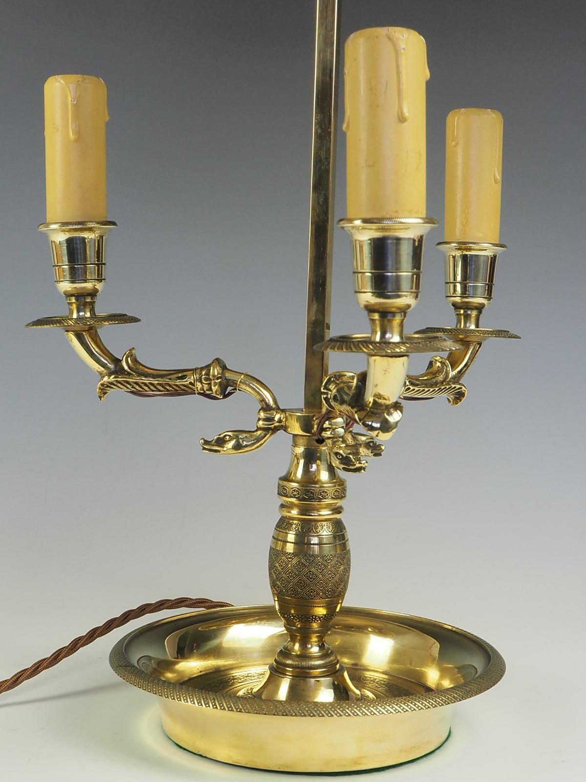 Lampe de table bouillotte française ancienne en vente 11
