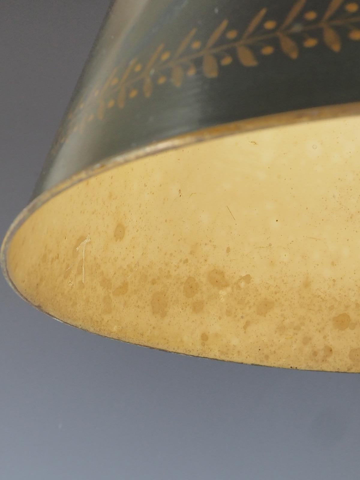 Antike französische Bouillotte-Tischlampe im Angebot 14