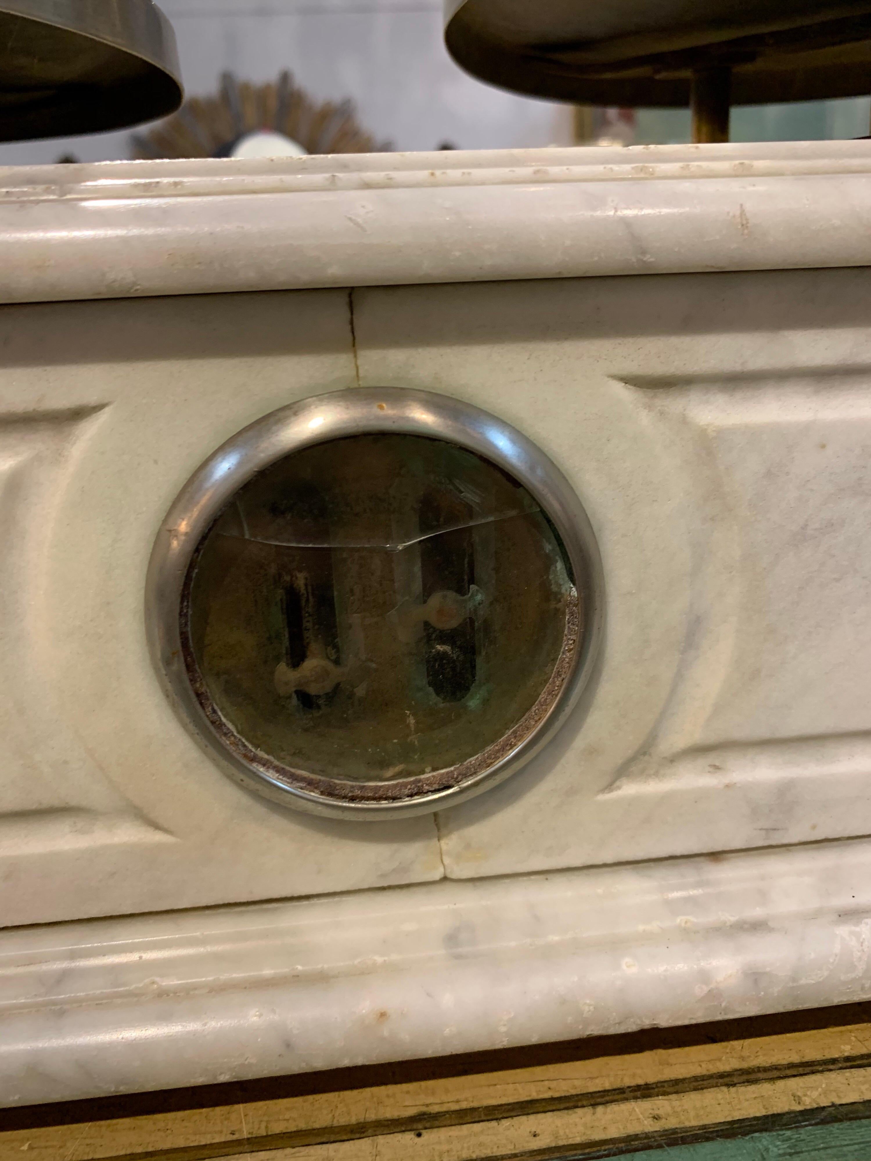 Antique French Boulangerie Carrara Marble Scale In Good Condition In Dallas, TX