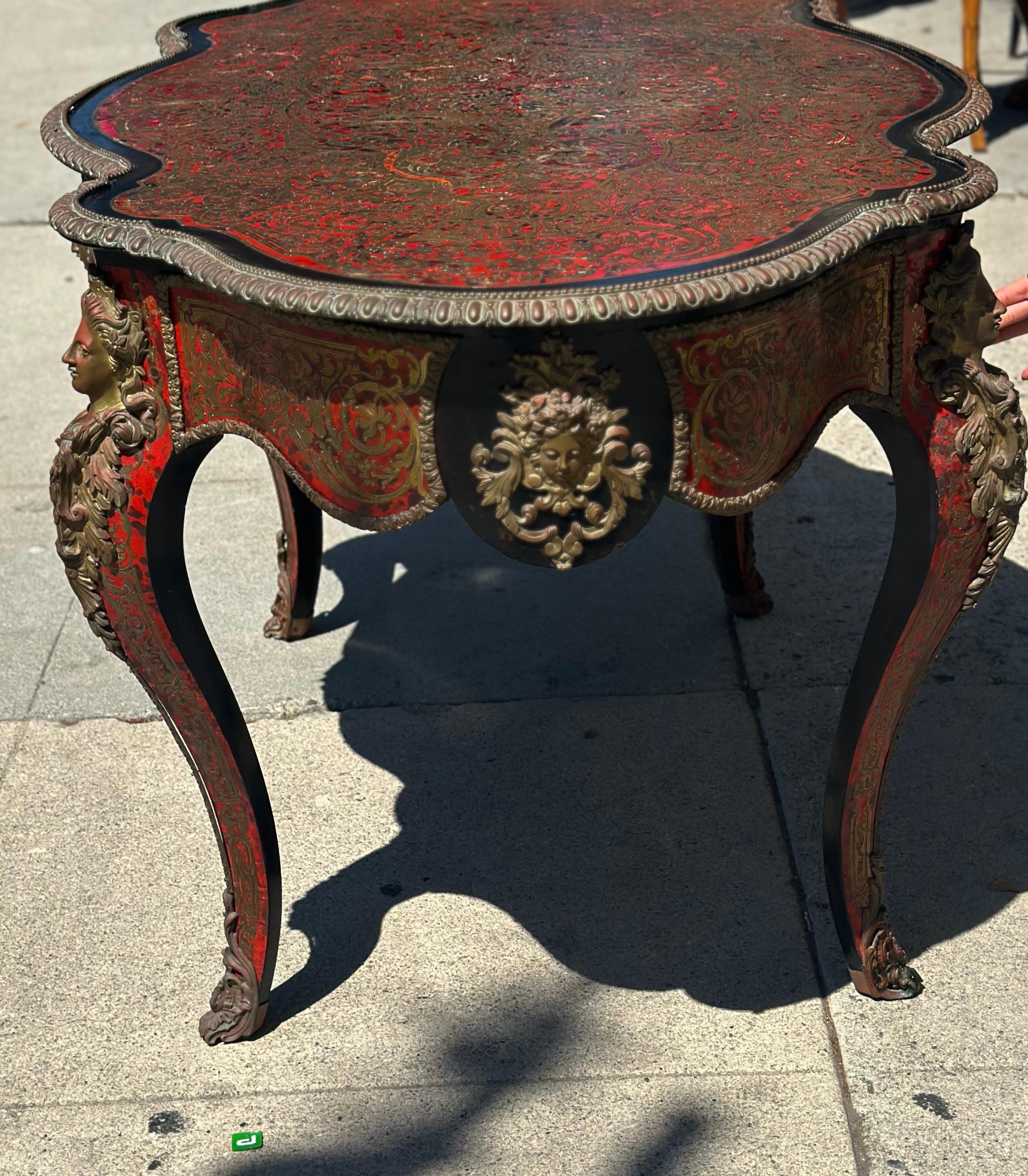 Napoléon III Ancienne table de bureau française Boulle Centre de table Plat C.1860 en vente