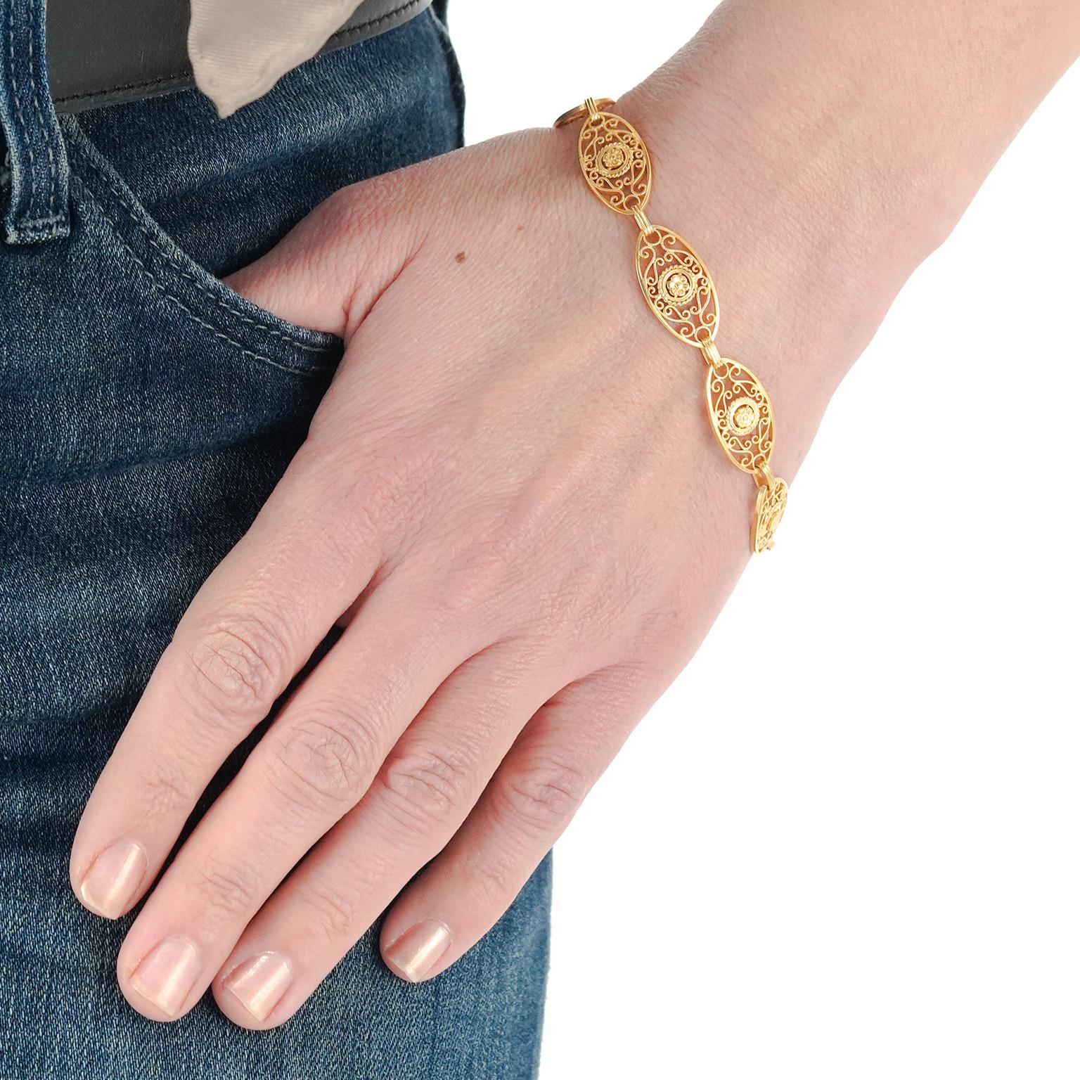 Antique French Bracelet im Zustand „Hervorragend“ im Angebot in Litchfield, CT