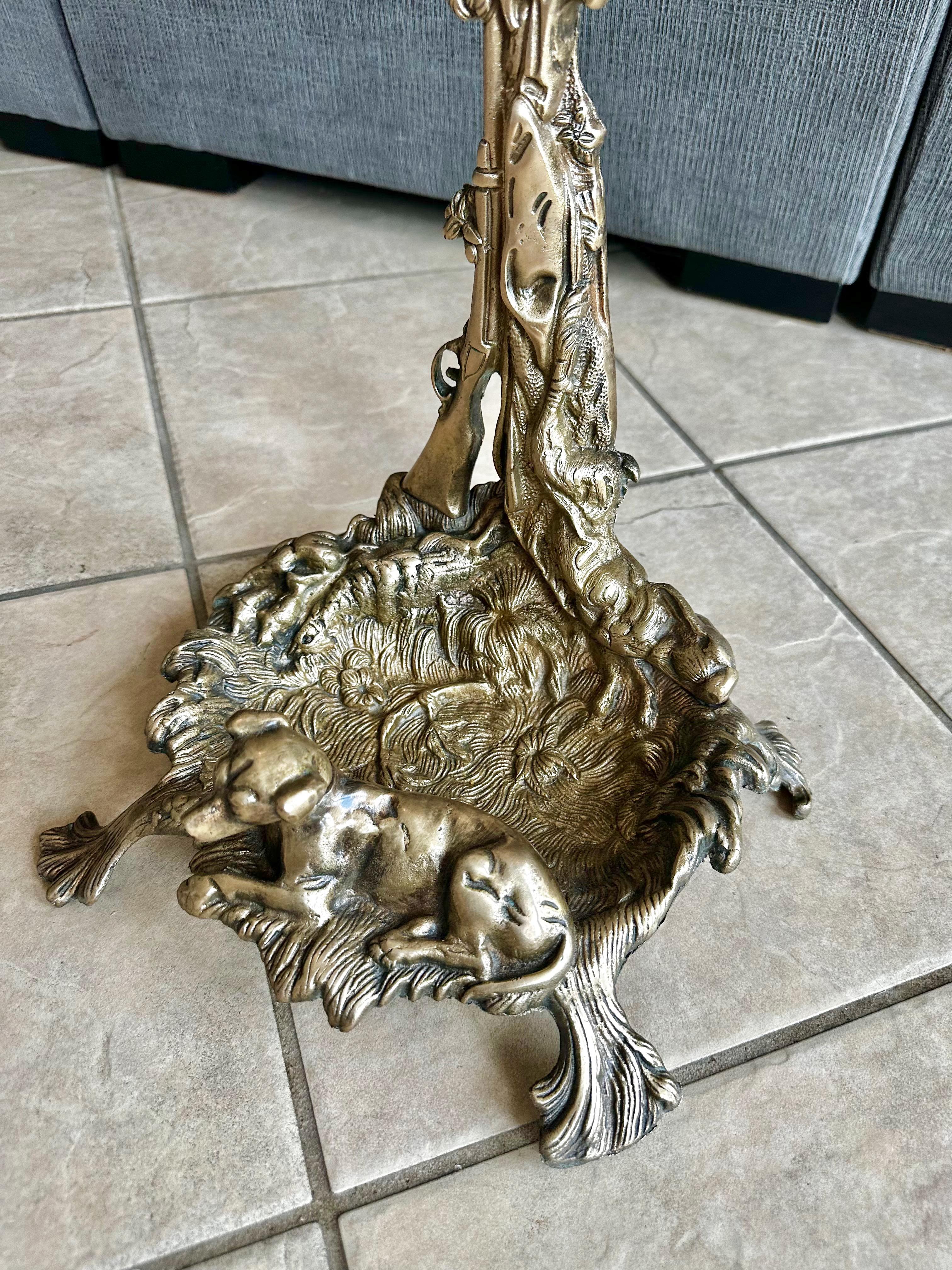 Antique French Brass Hunting Motif Fireplace Tools Set 1900s Hunting lodge For Sale 13